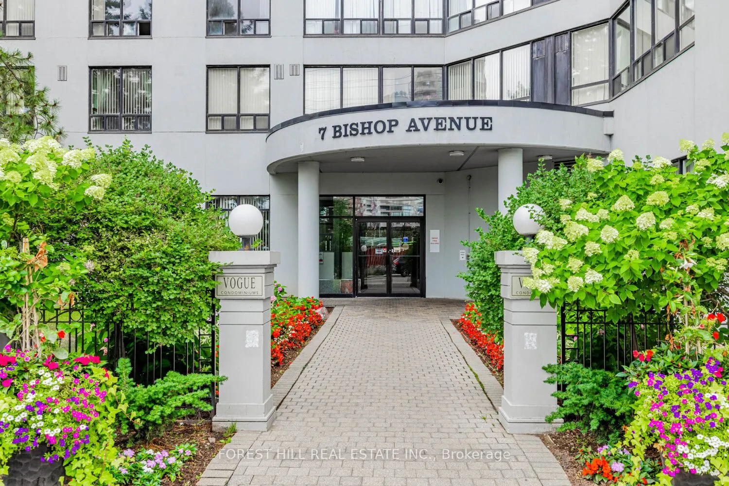7 Bishop Avenue, #2205