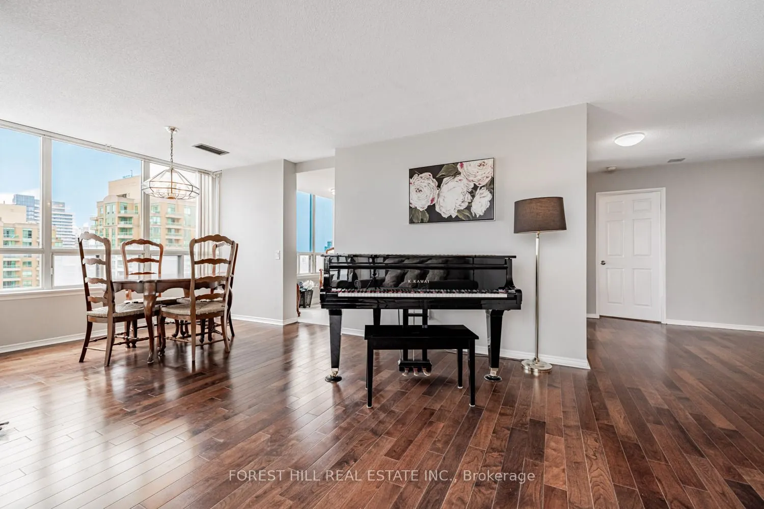 7 Bishop Avenue, #2205