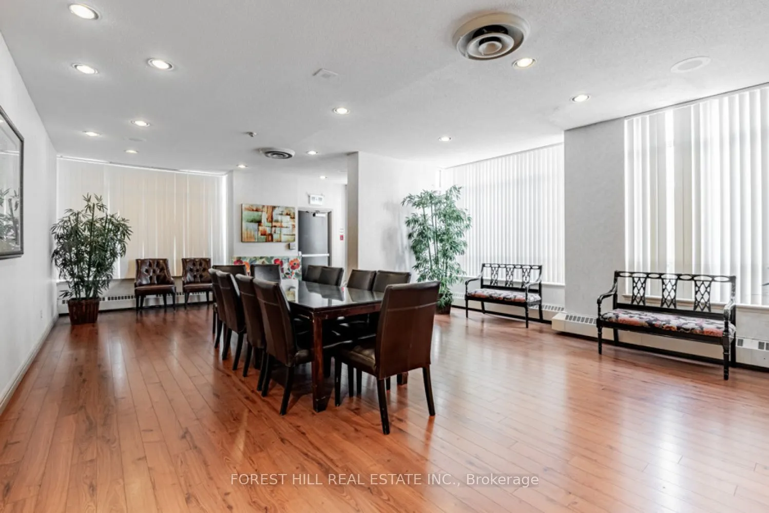 7 Bishop Avenue, #2205