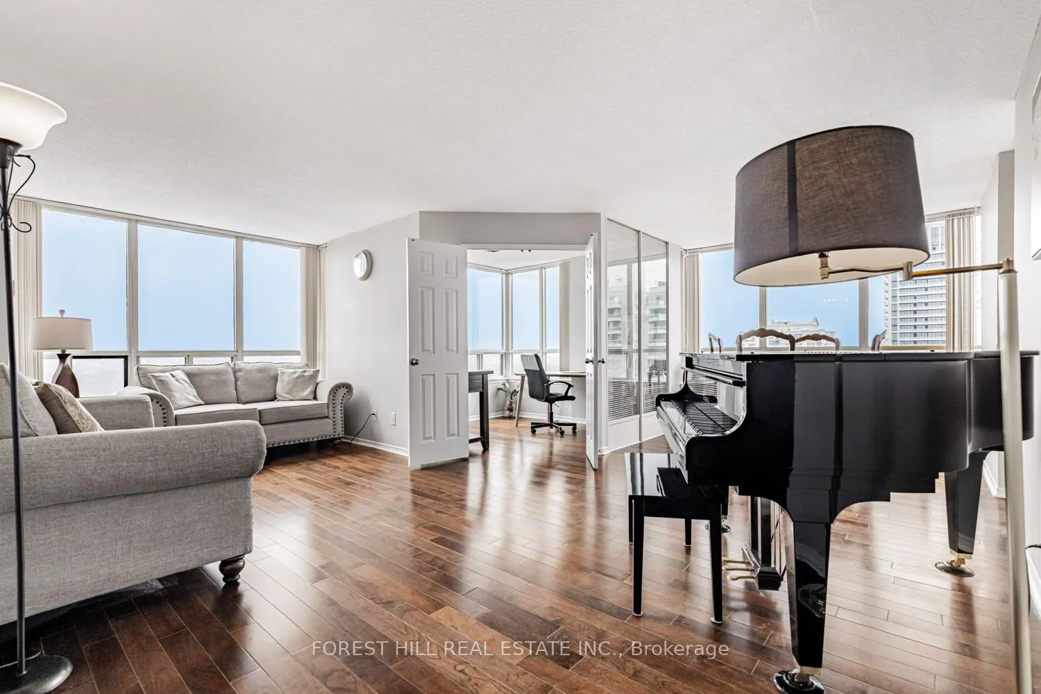 7 Bishop Avenue, #2205