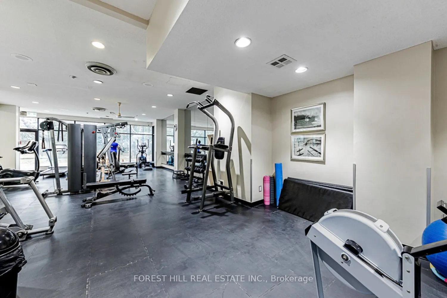7 Bishop Avenue, #2205