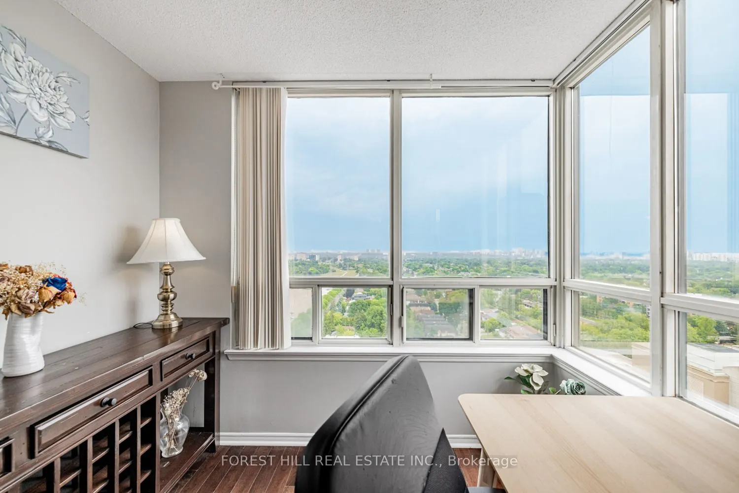 7 Bishop Avenue, #2205