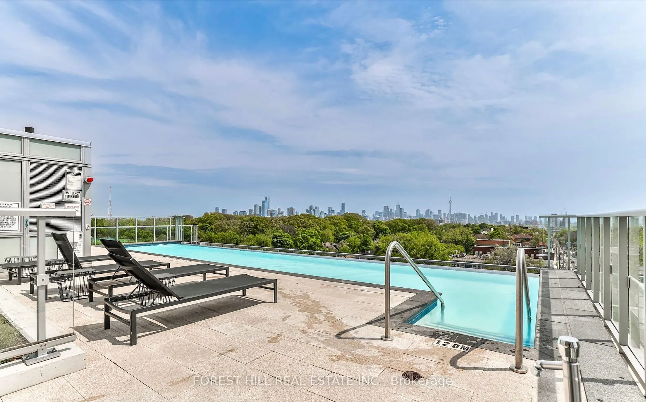 501 St. Clair Avenue W, #602