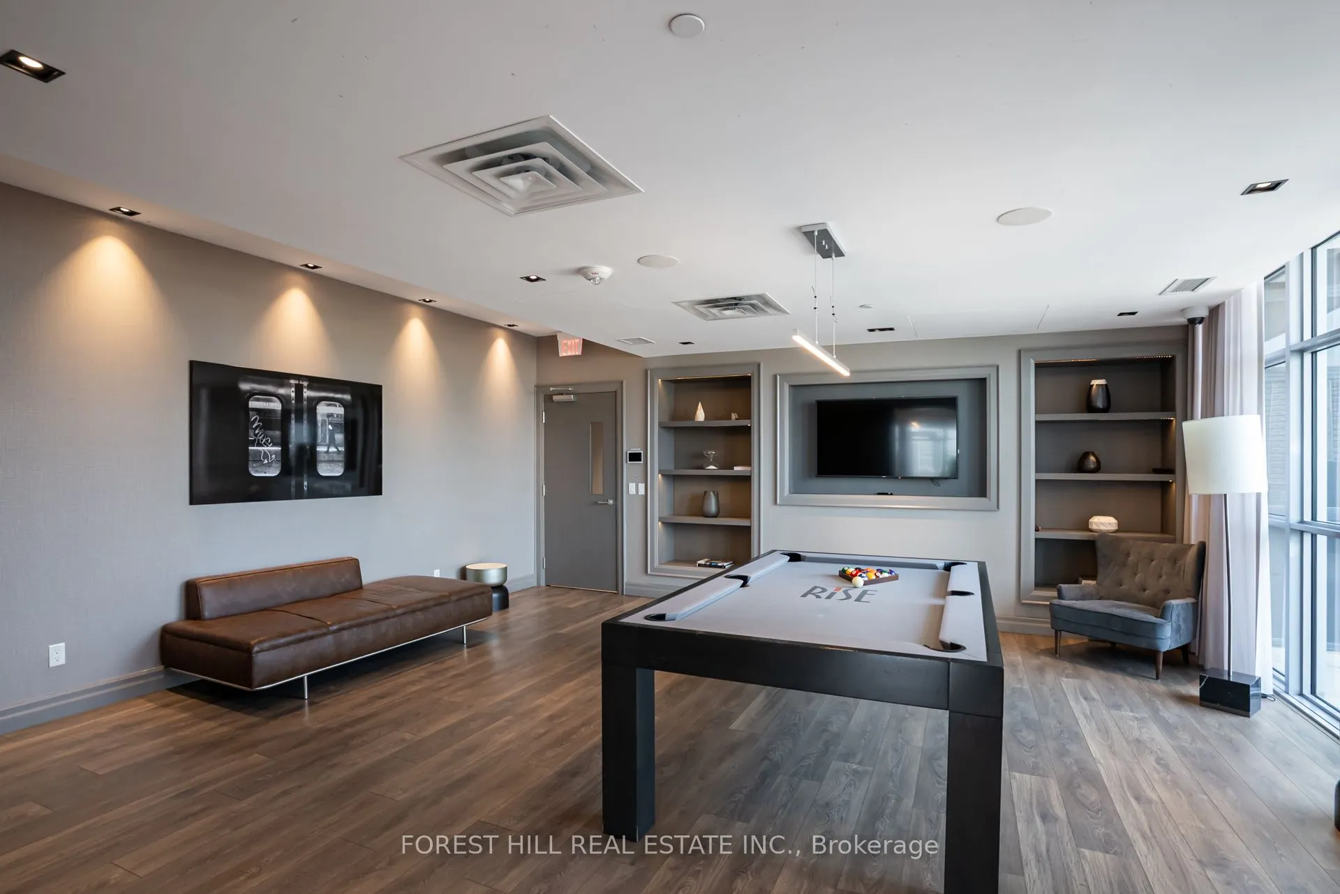 501 St. Clair Avenue W, #602