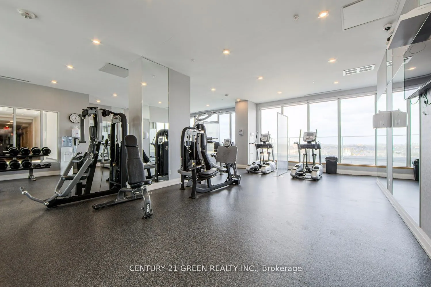 555 Wilson Avenue, #E501