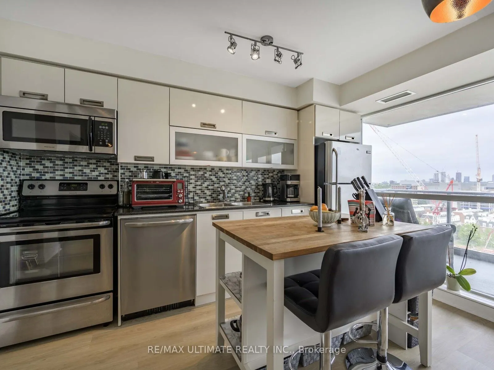 100 Western Battery Road, #1108