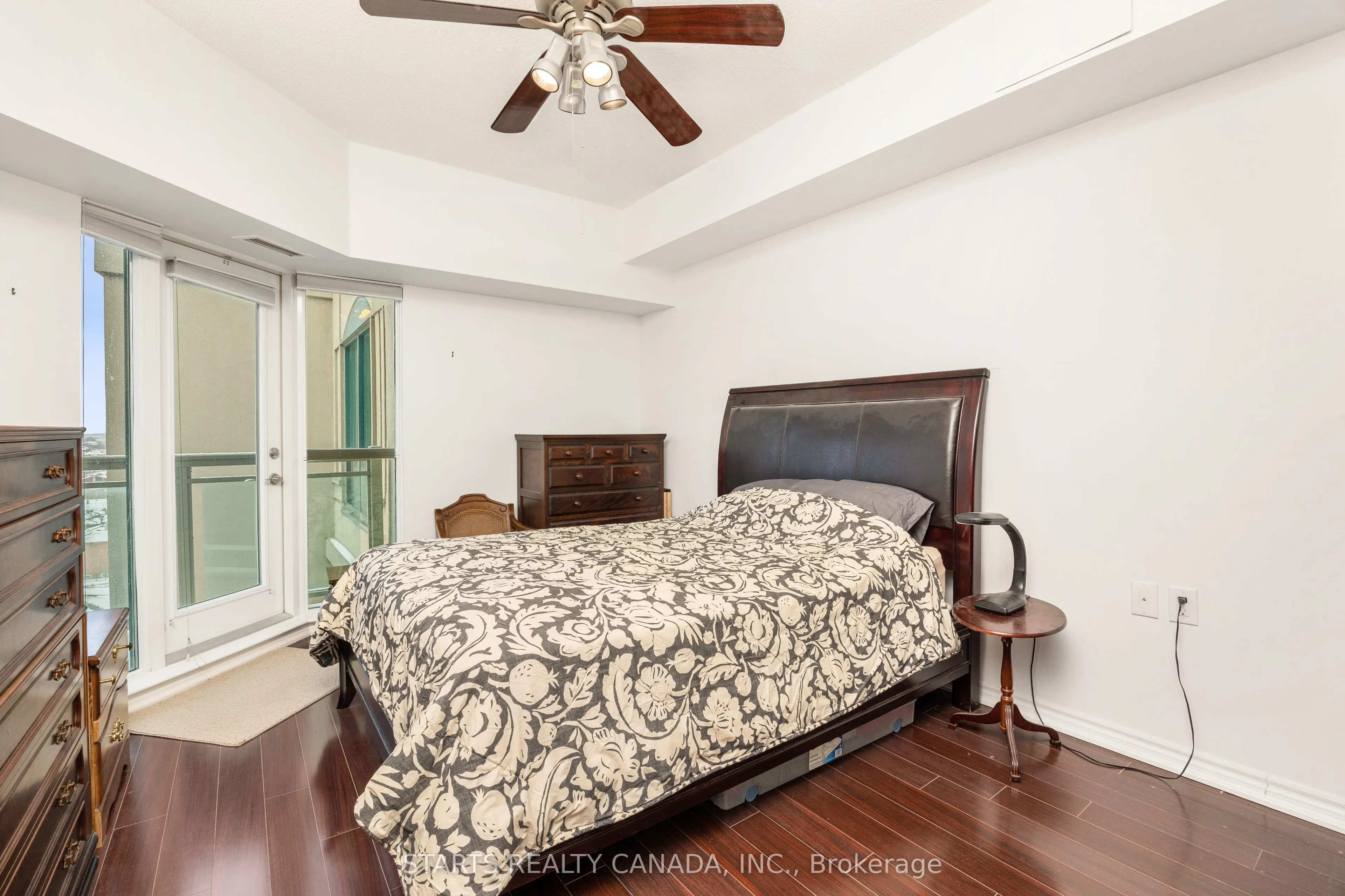 920 Sheppard Avenue W, #910