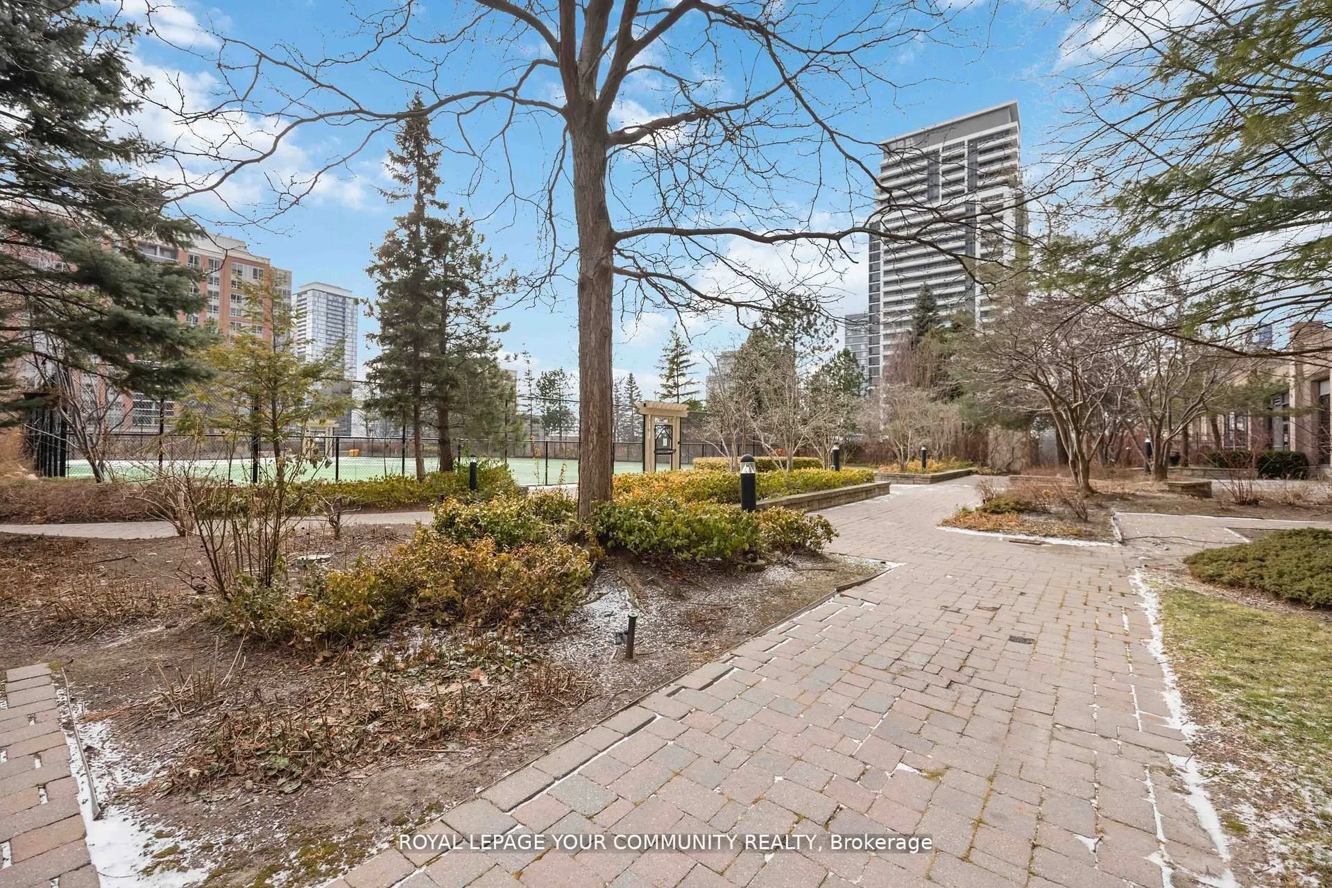 5 Northtown Way, #2213