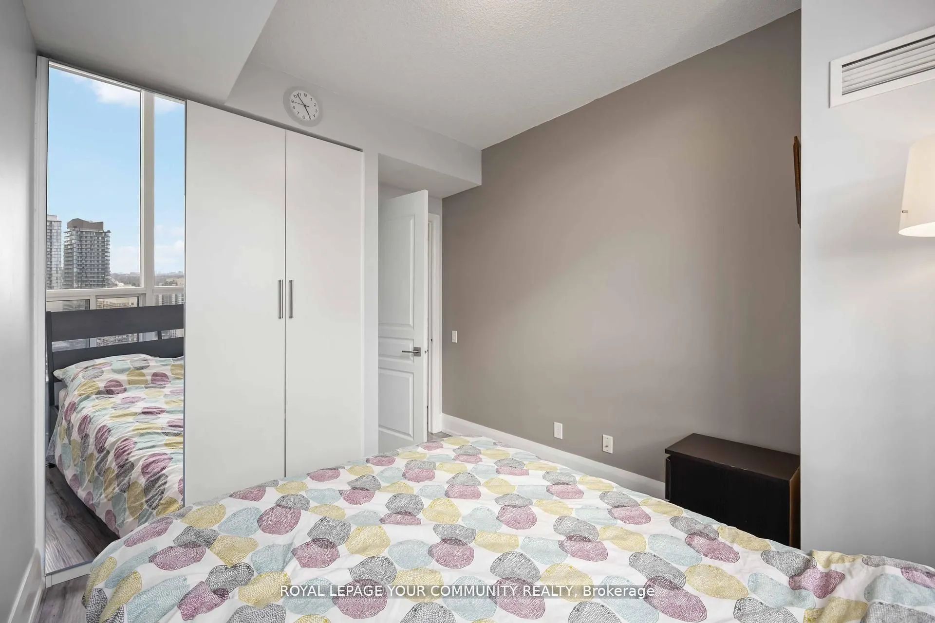 5 Northtown Way, #2213
