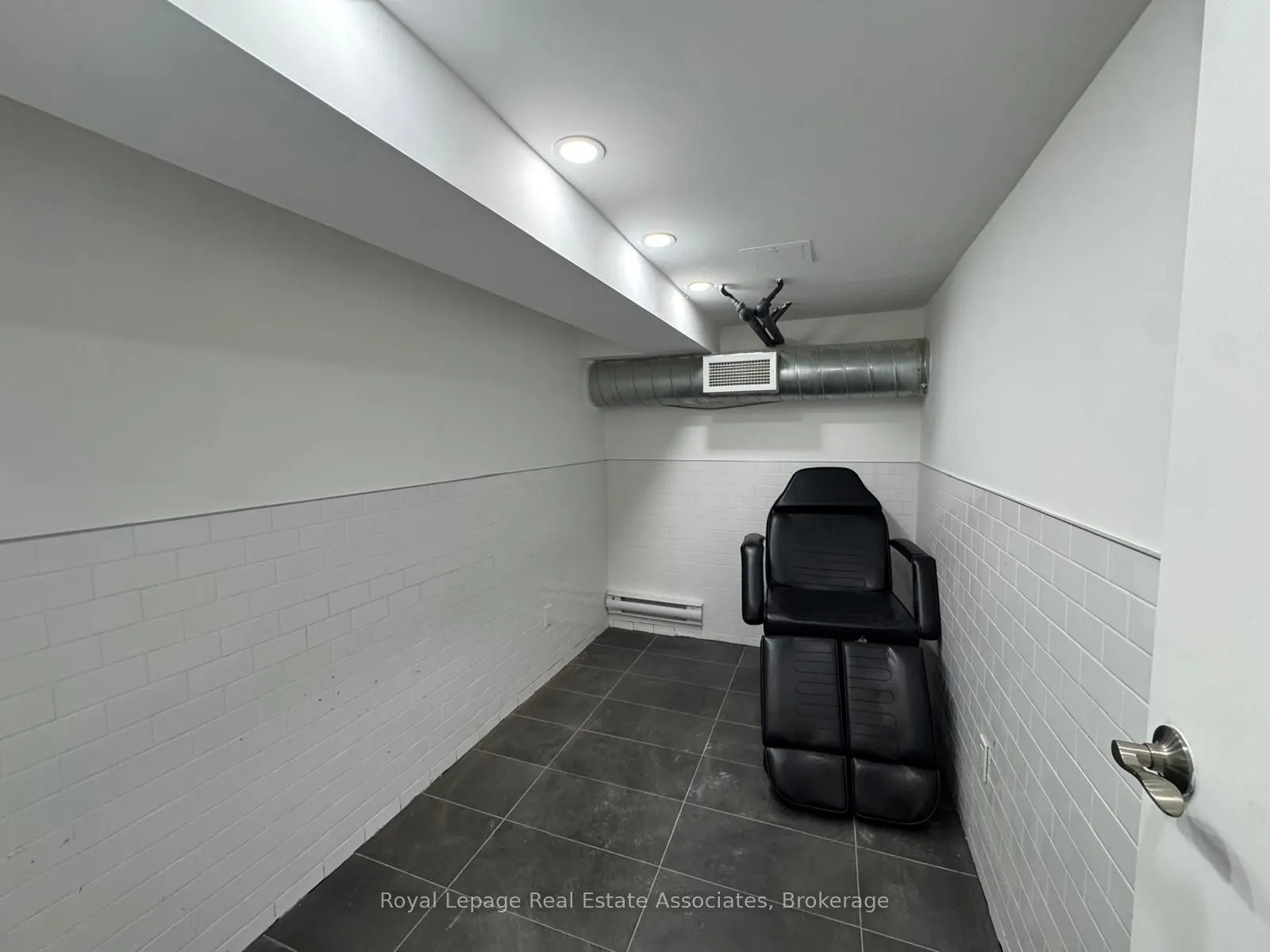 424 Eglinton Avenue W, #Lower Level