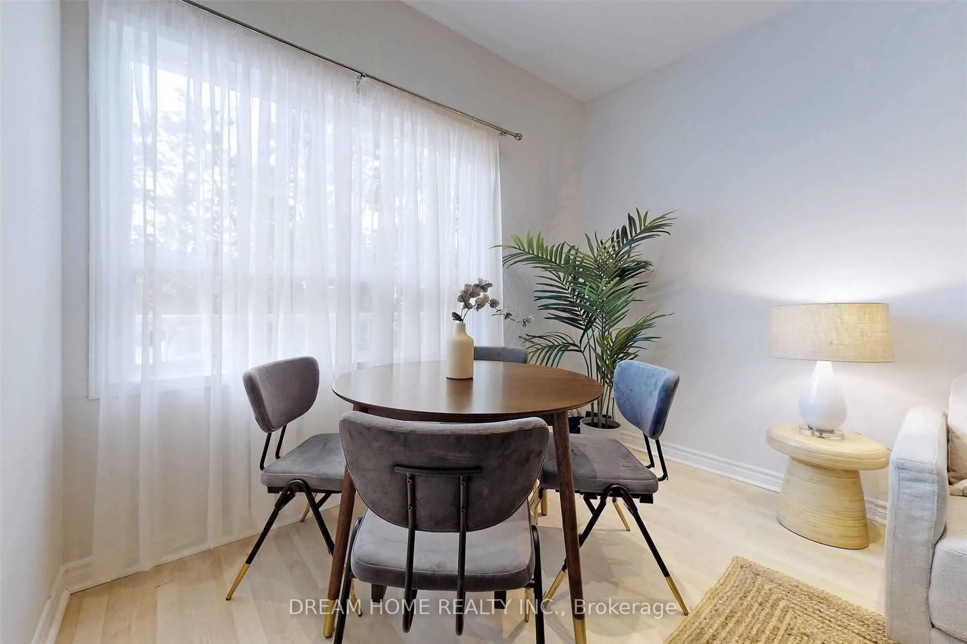 53 Lanark Avenue, #Upper