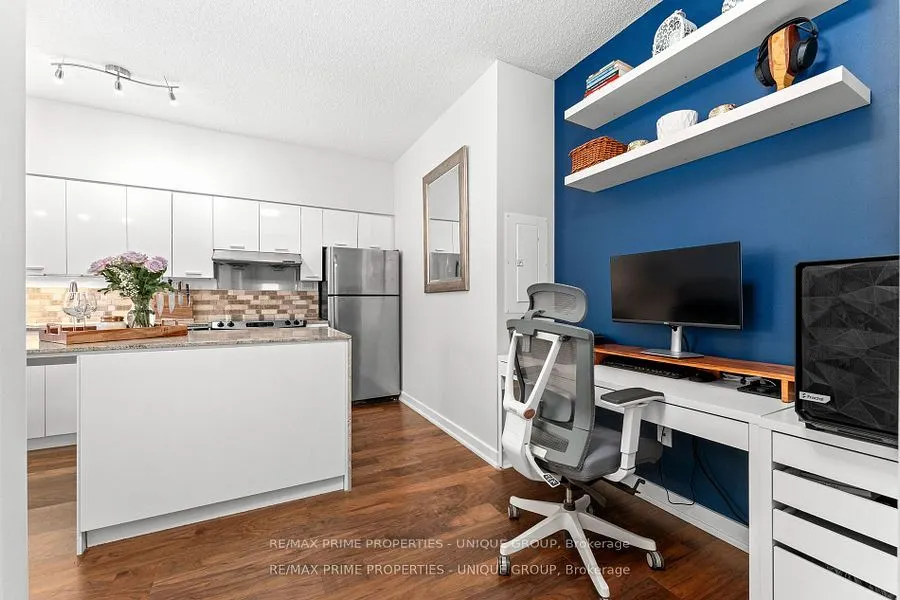 29 Singer Court, #2207