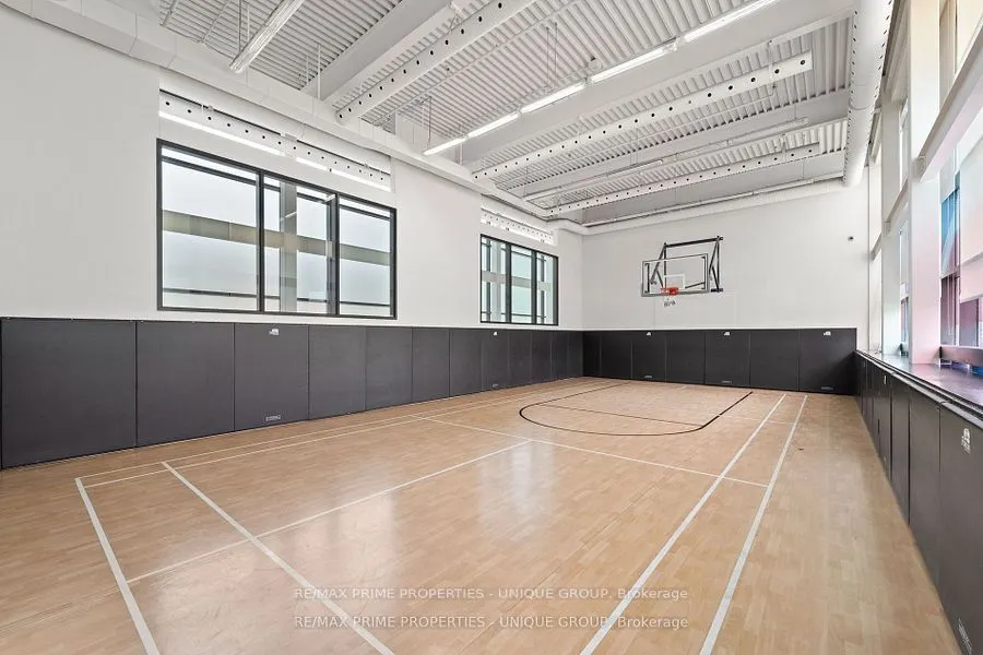 29 Singer Court, #2207