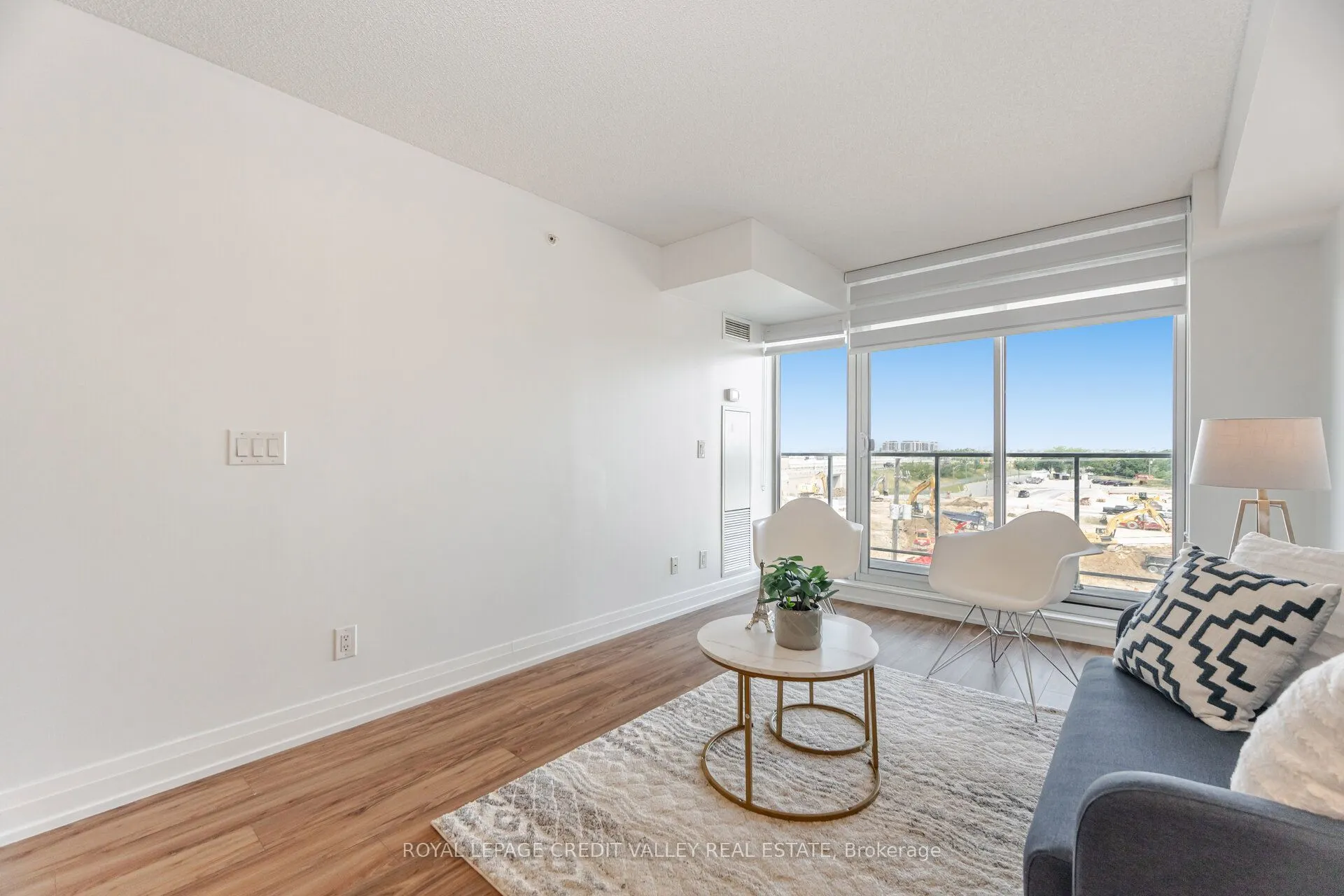 565 Wilson Avenue, #W409