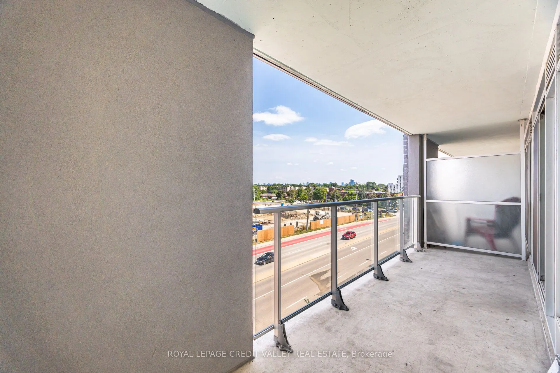 565 Wilson Avenue, #W409