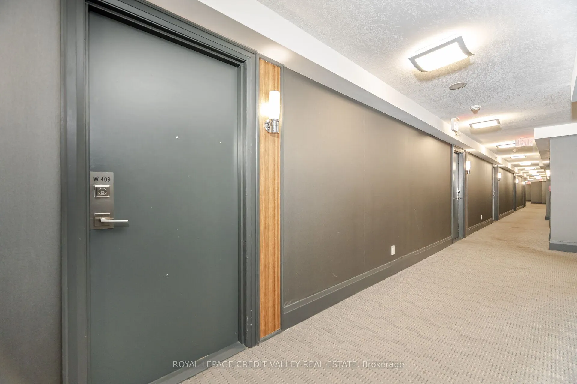 565 Wilson Avenue, #W409