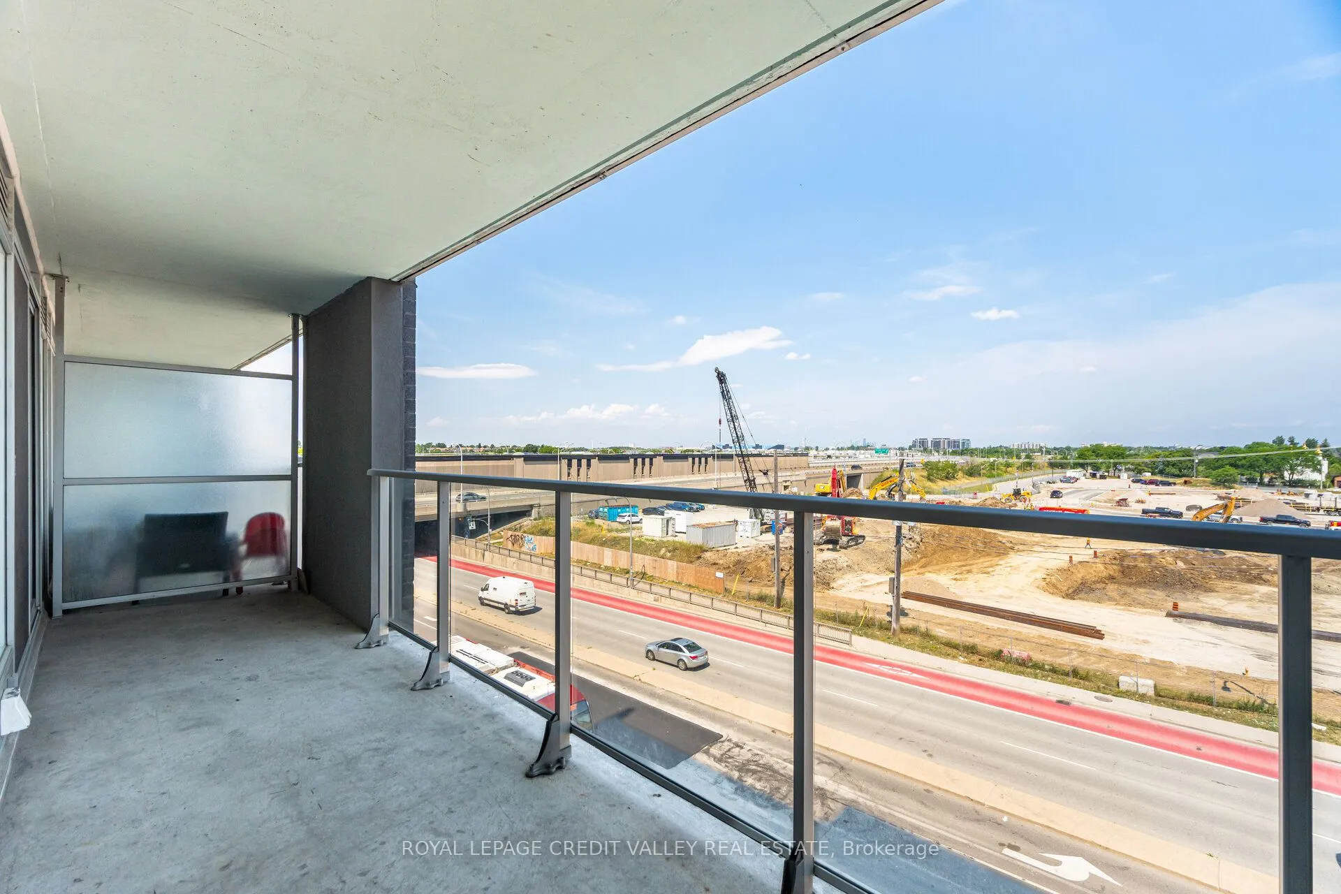 565 Wilson Avenue, #W409