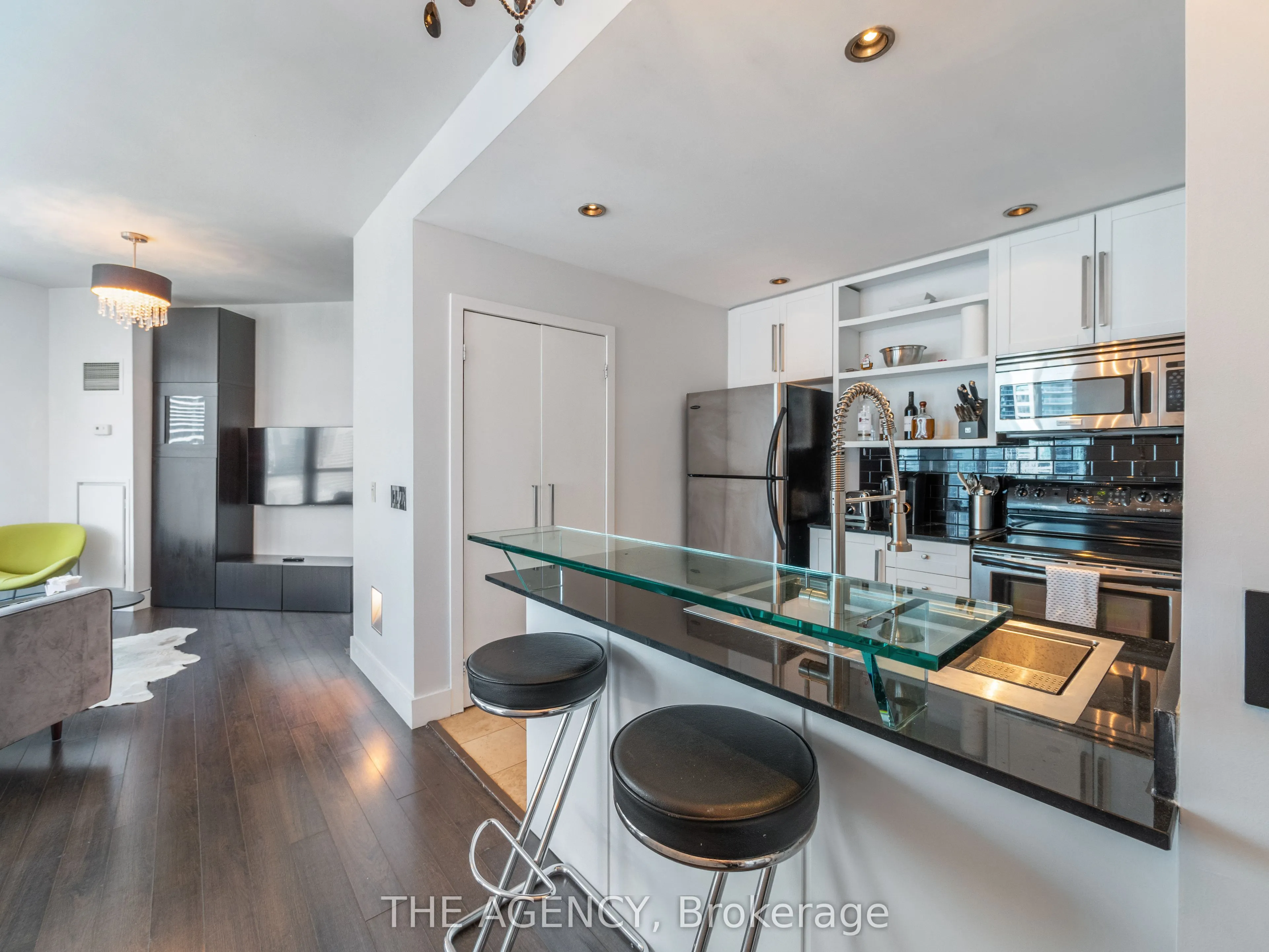 218 Queens Quay W, #2201