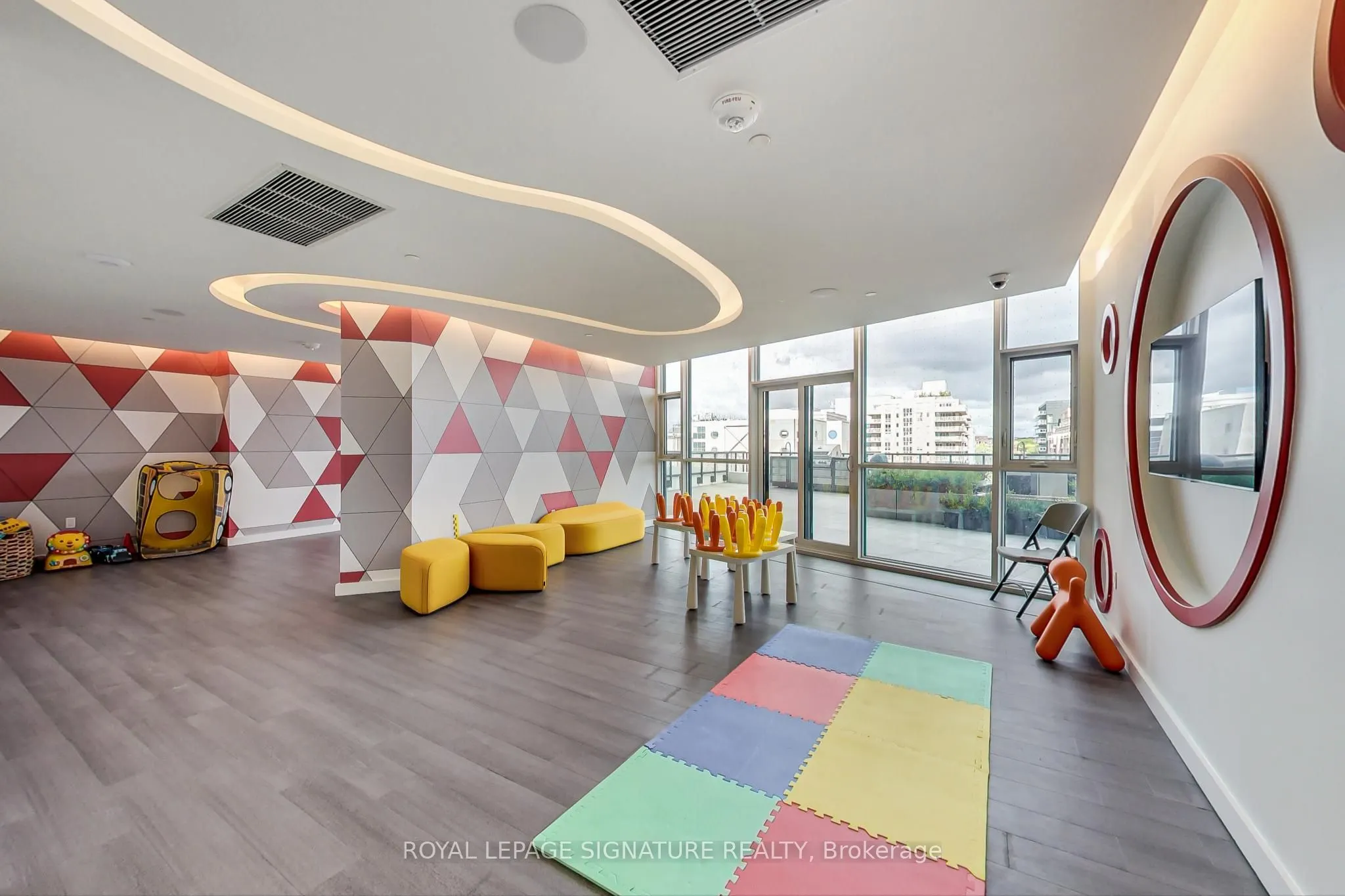 50 Ordnance Street, #2909