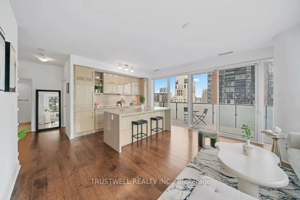 1080 Bay Street, #2410