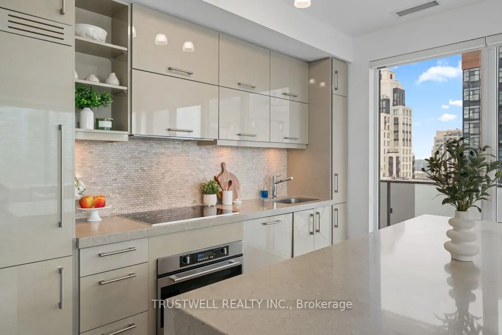 1080 Bay Street, #2410
