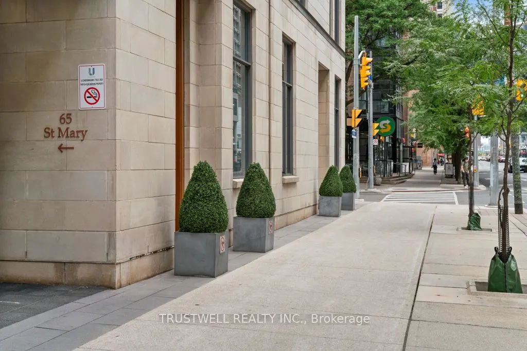 1080 Bay Street, #2410
