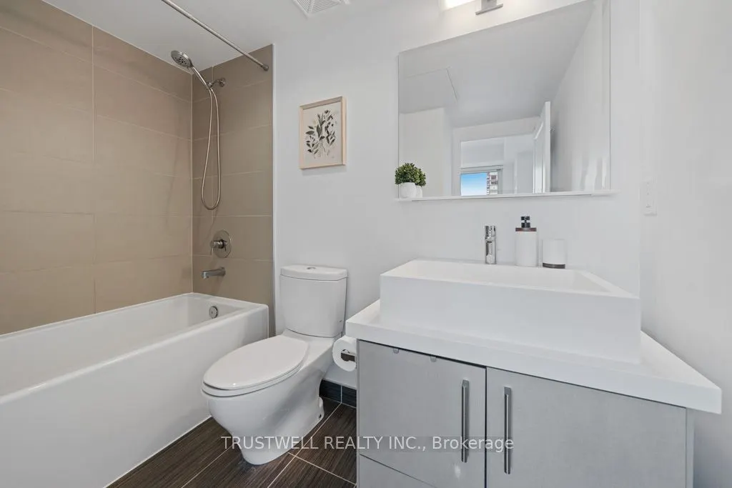1080 Bay Street, #2410