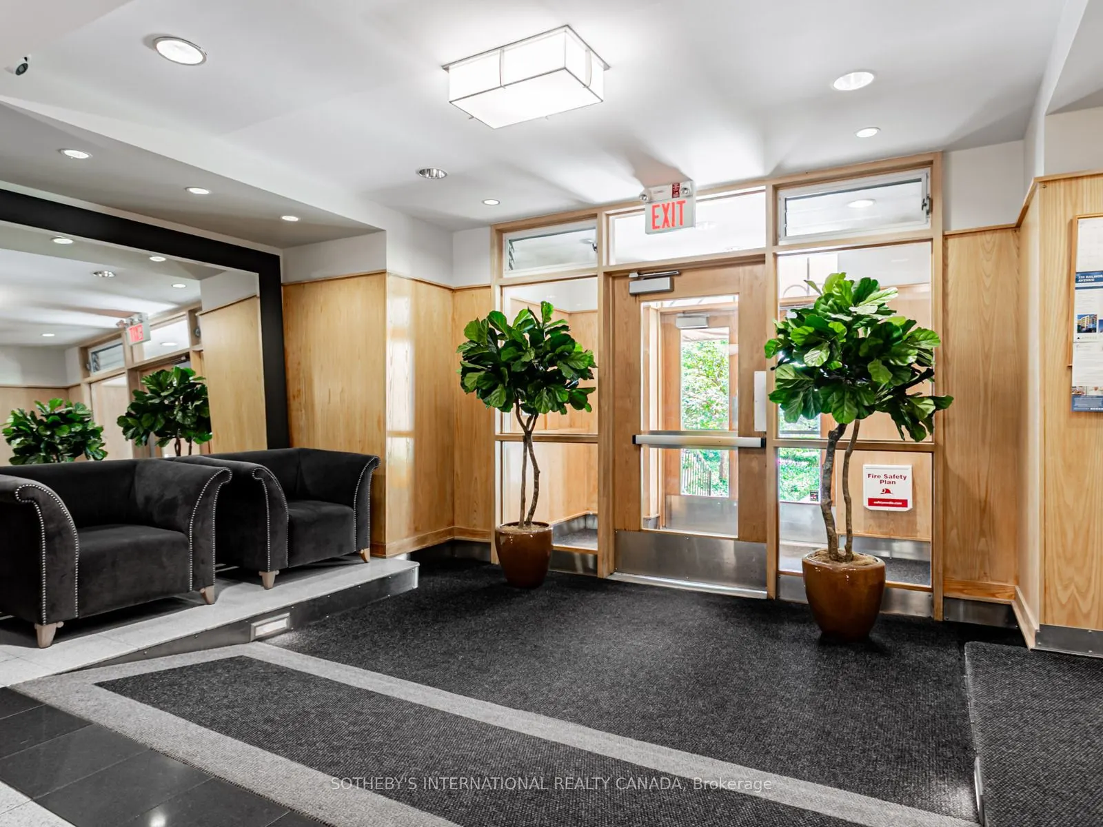 150 Farnham Avenue, #426