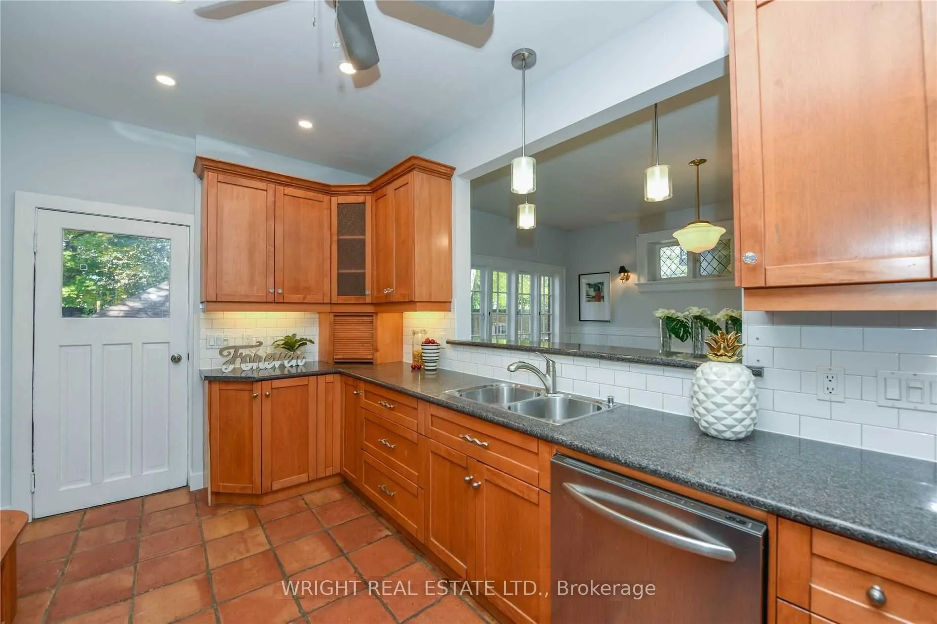 39 Thome Crescent