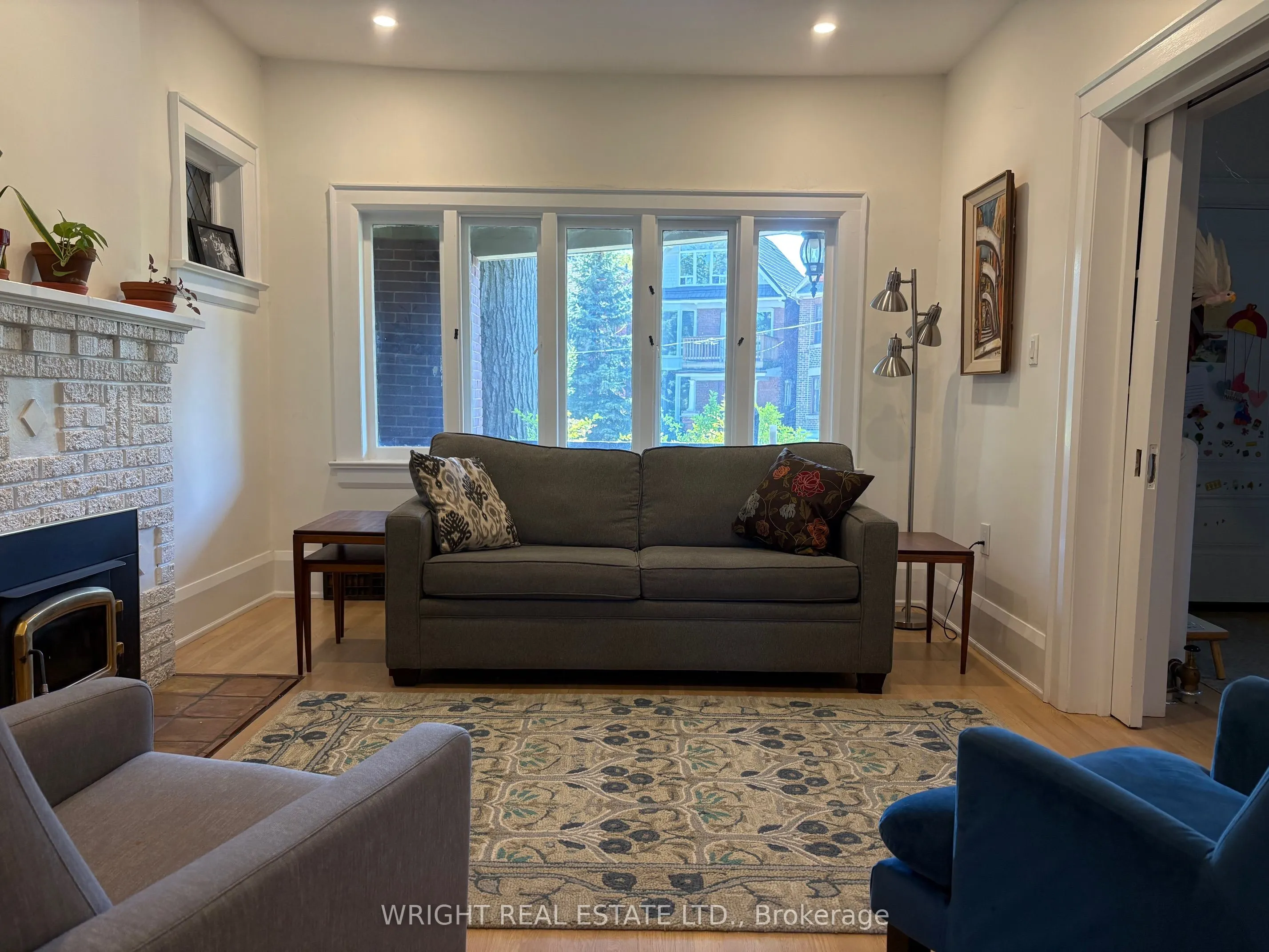 39 Thome Crescent
