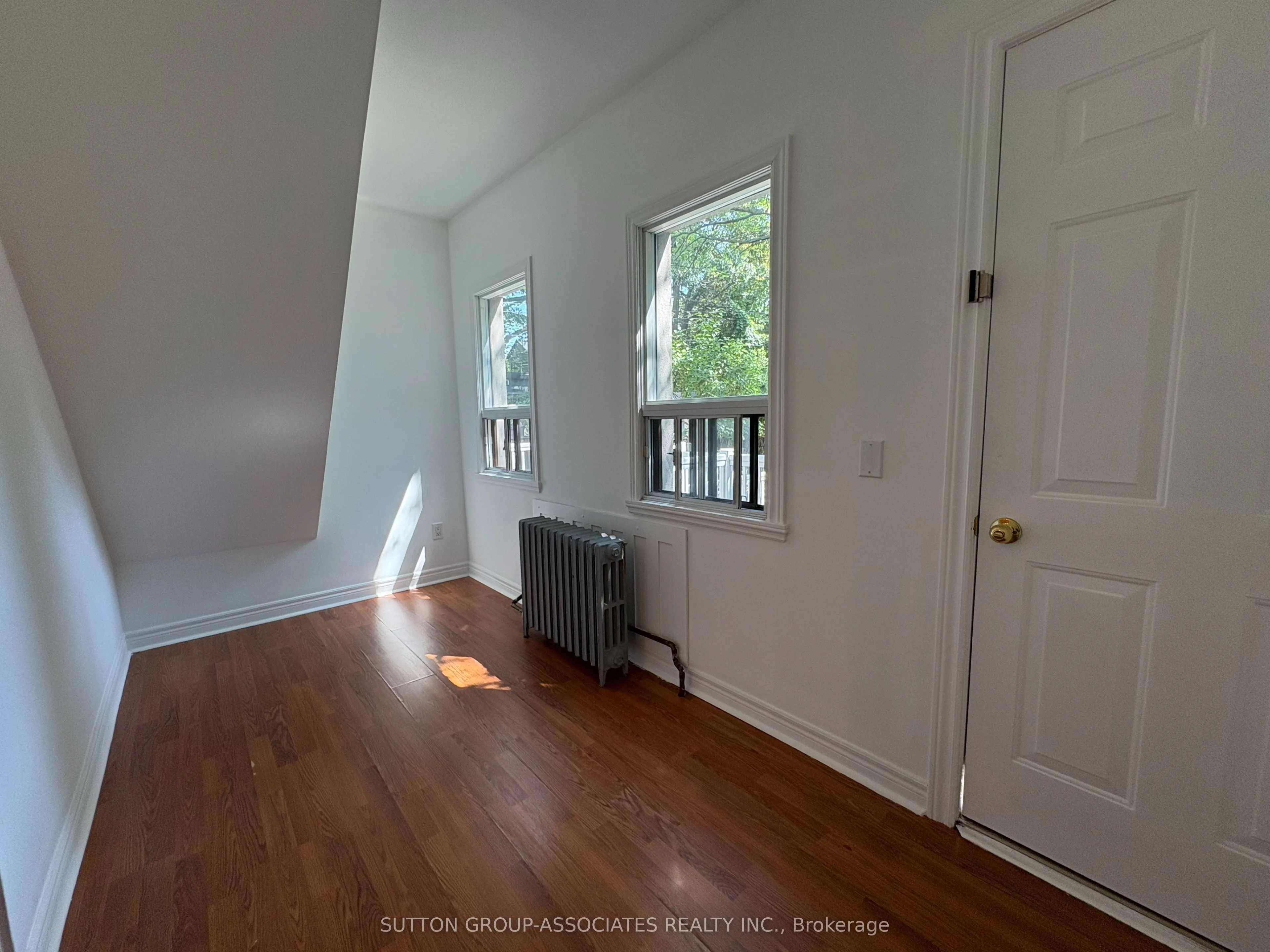 191 Arlington Avenue, #Main Floor