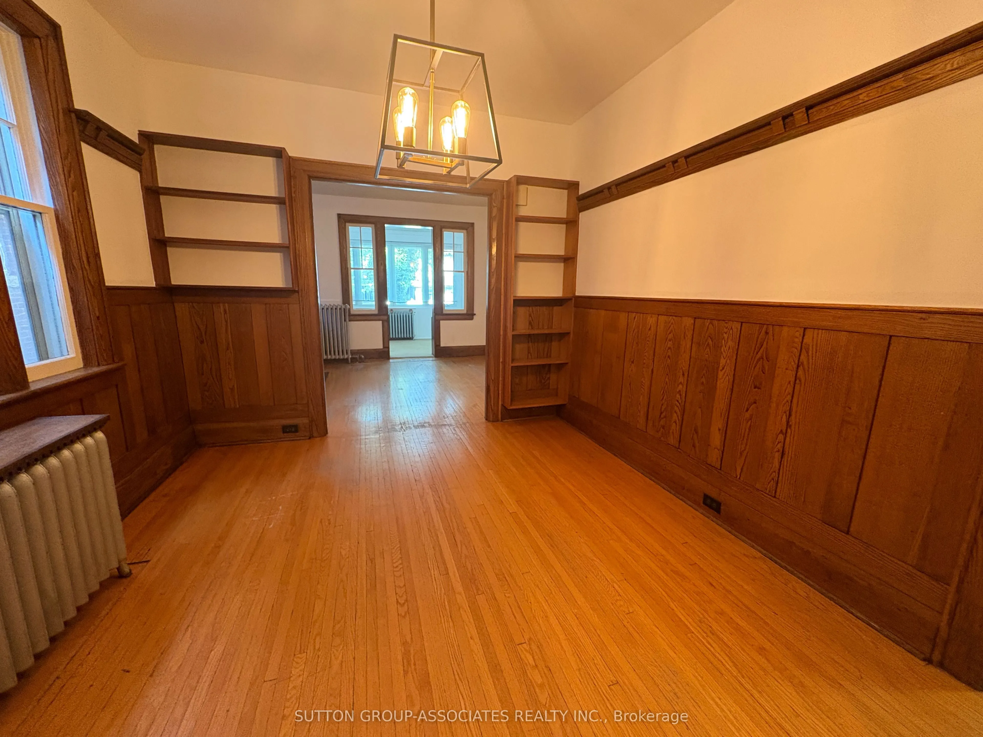 191 Arlington Avenue, #Main Floor