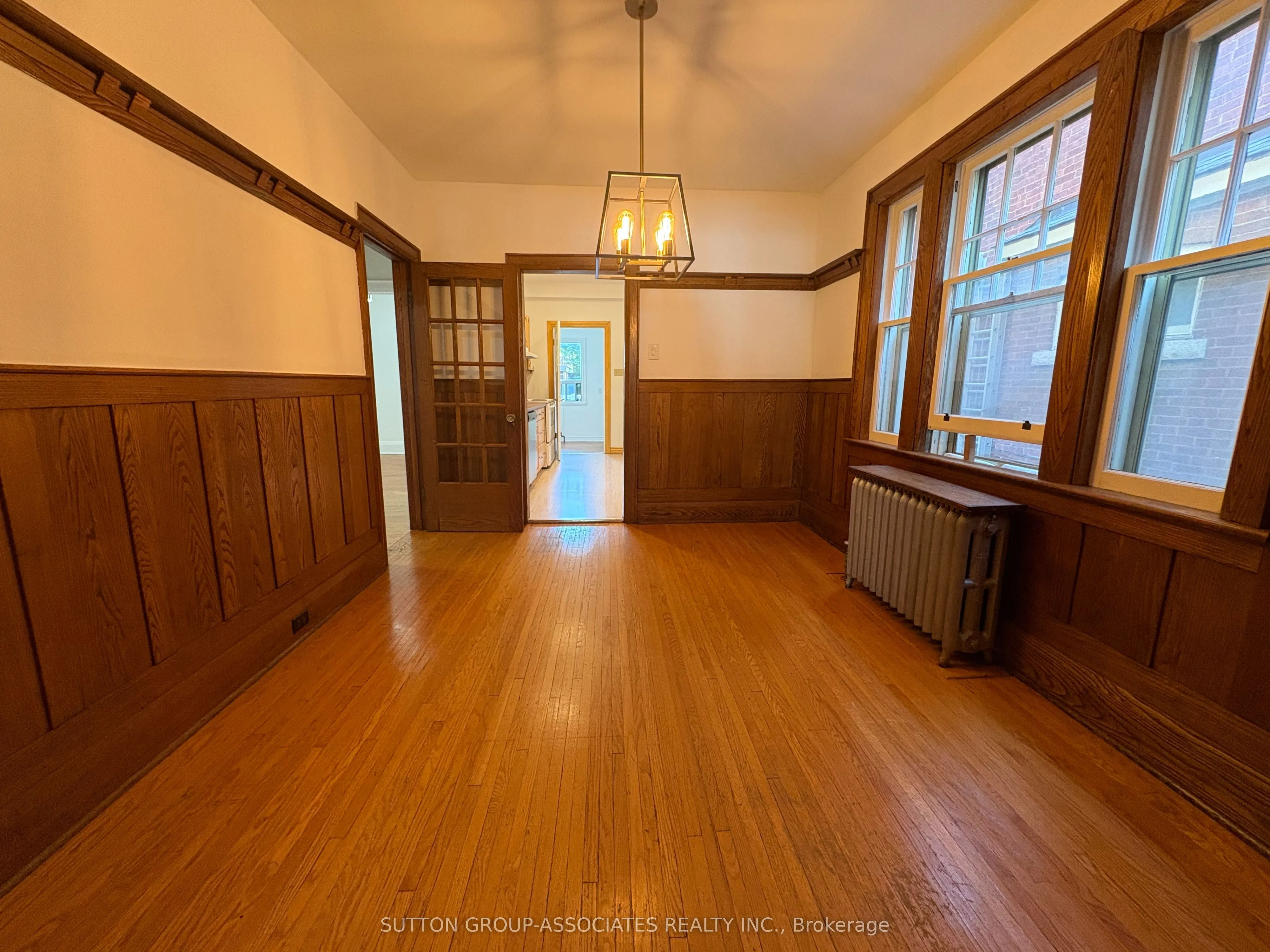 191 Arlington Avenue, #Main Floor
