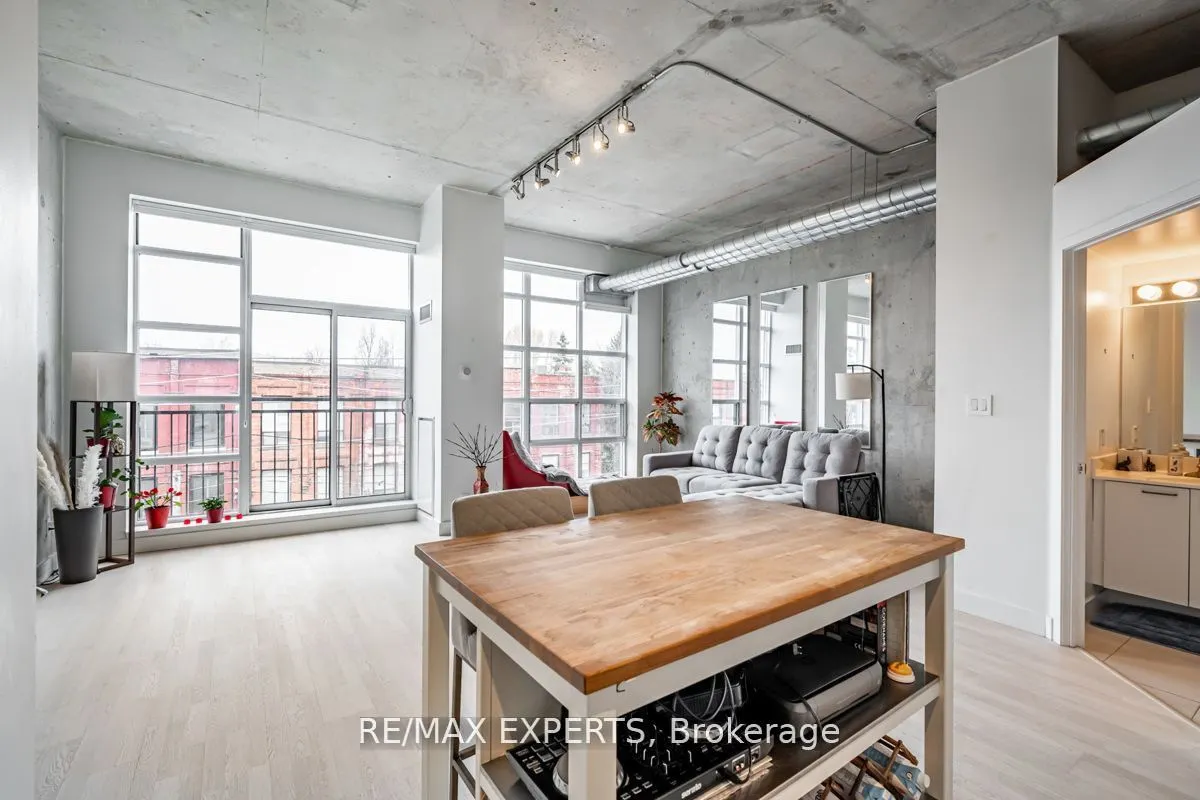955 QUEEN Street W, #411