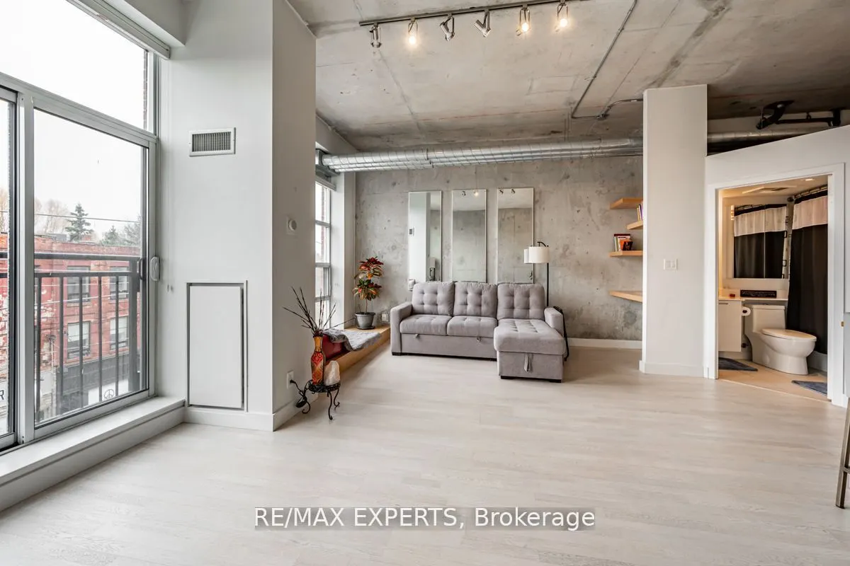 955 QUEEN Street W, #411