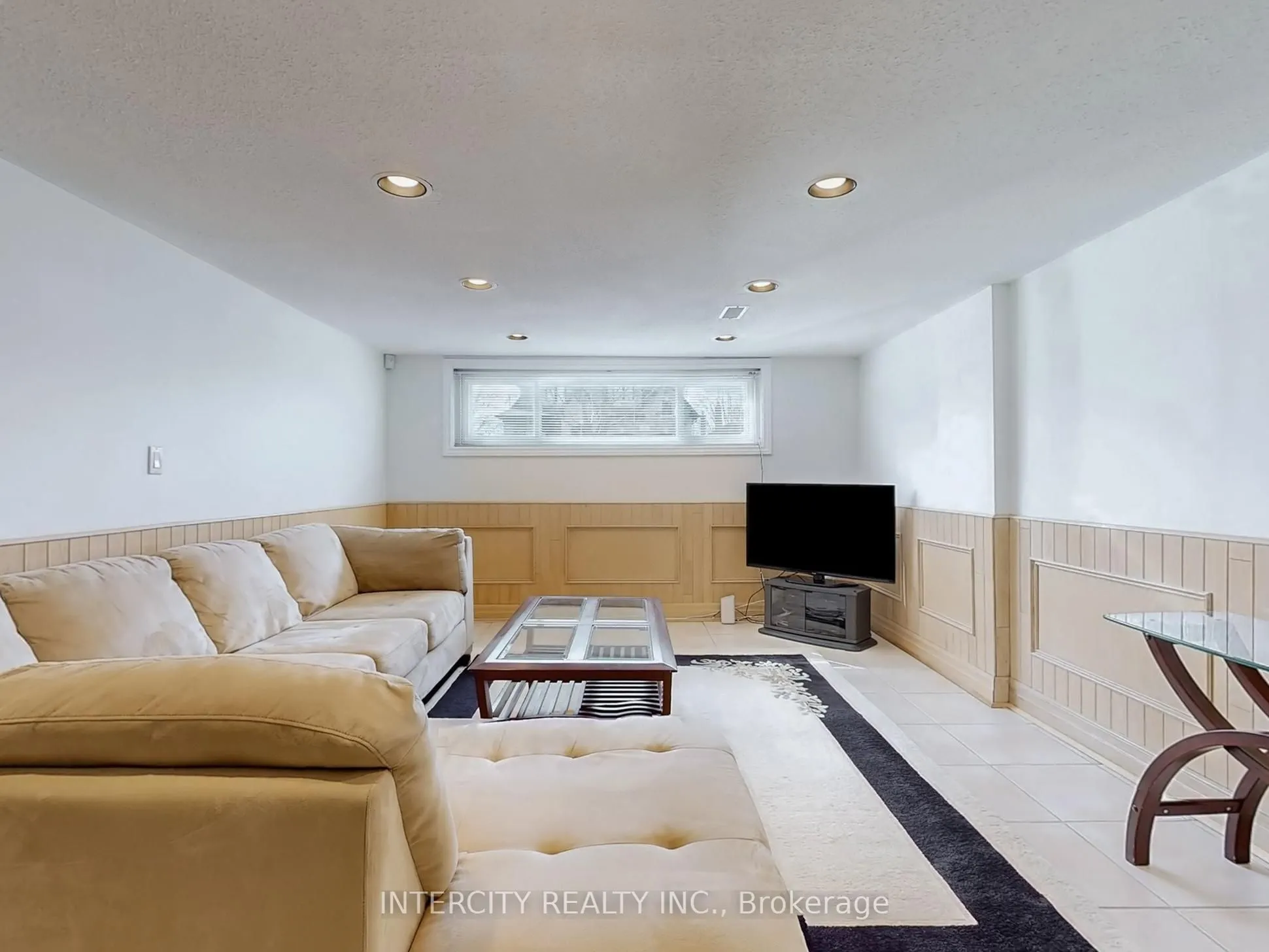 26 Donnalyn Drive