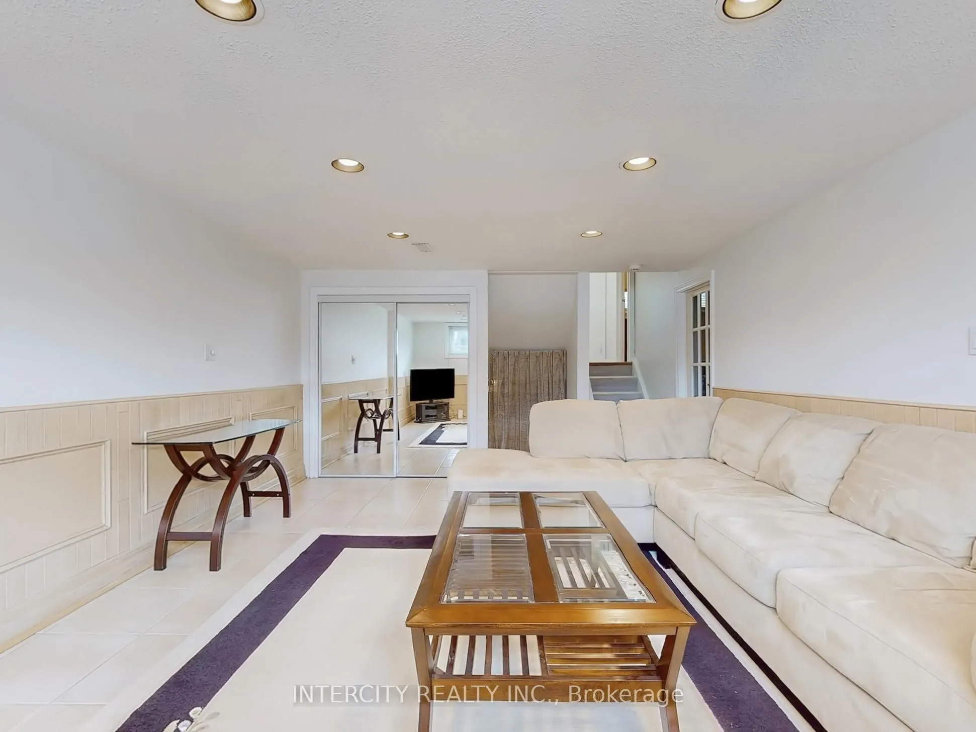 26 Donnalyn Drive