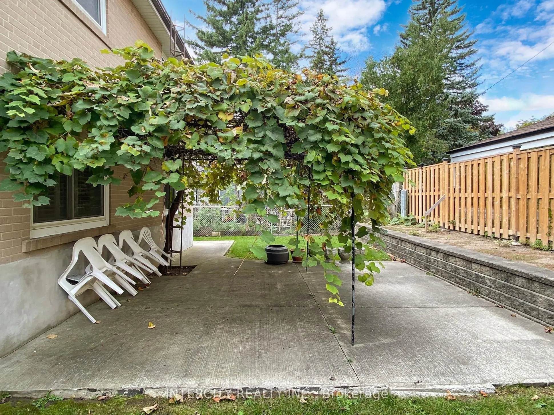 26 Donnalyn Drive
