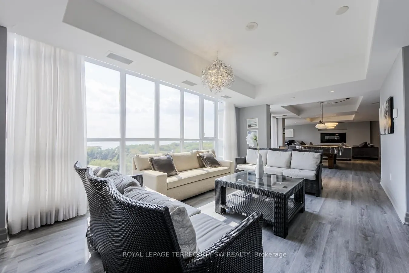 628 Fleet Street, #1009