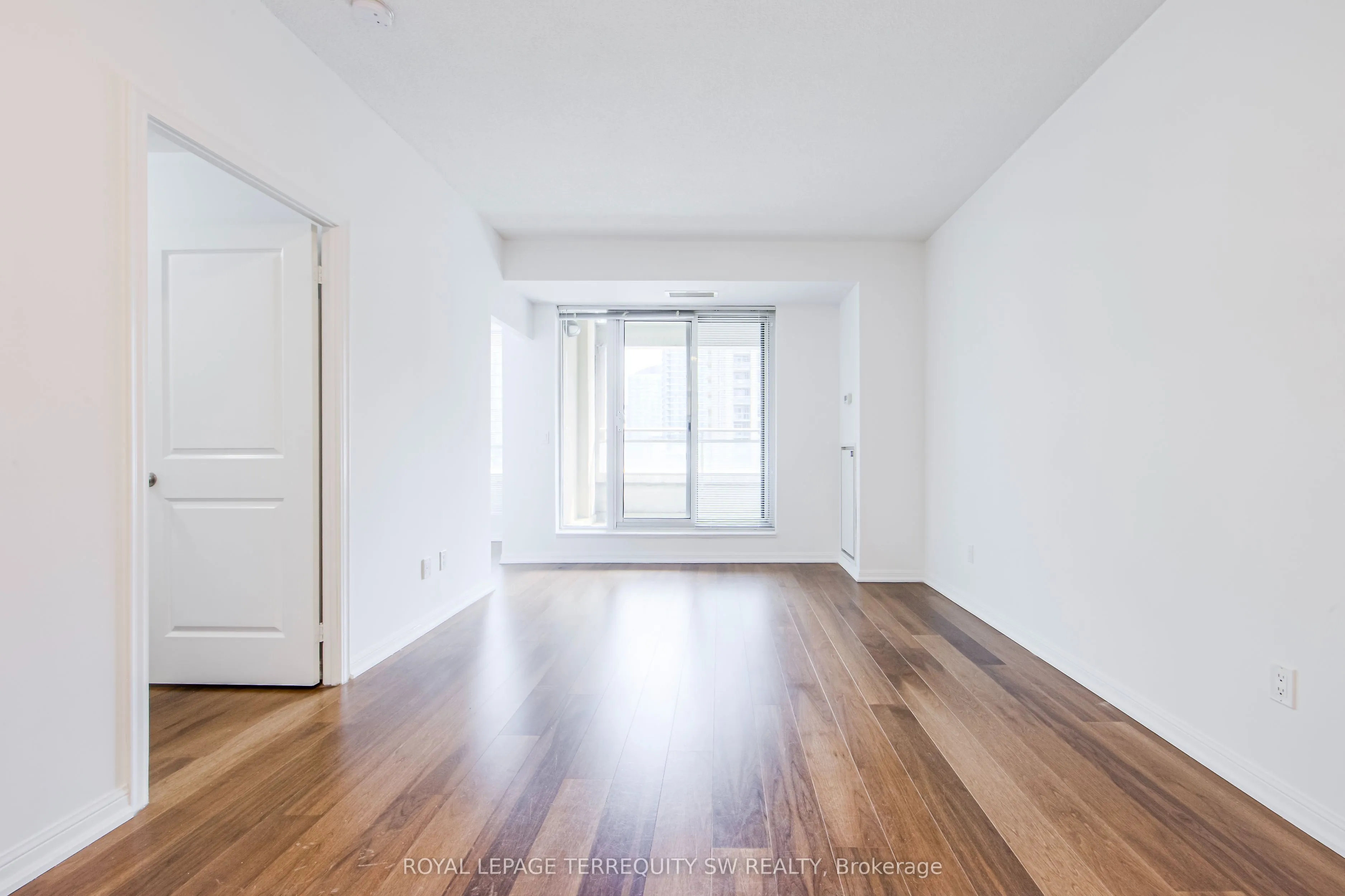 628 Fleet Street, #1009