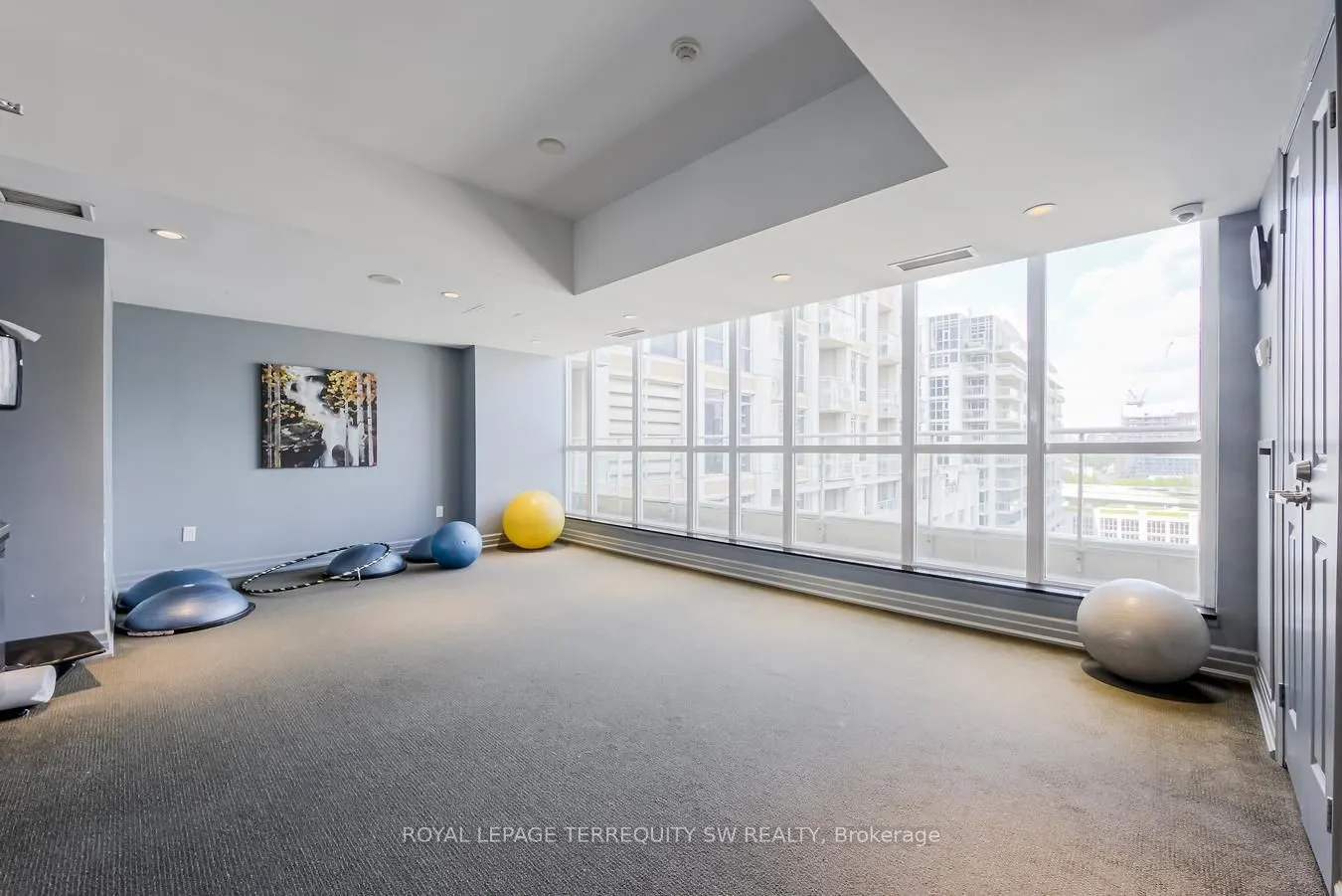 628 Fleet Street, #1009
