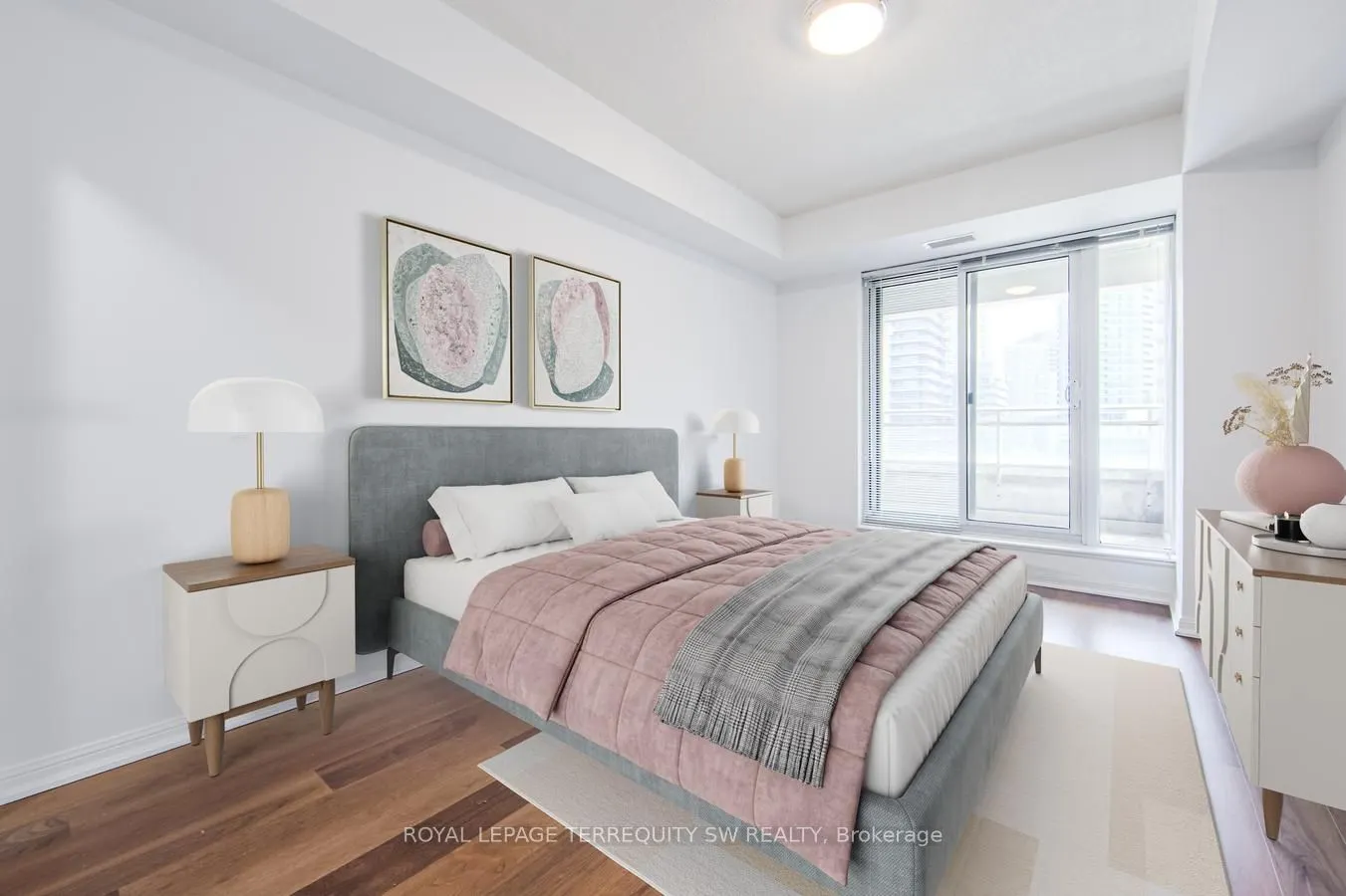 628 Fleet Street, #1009