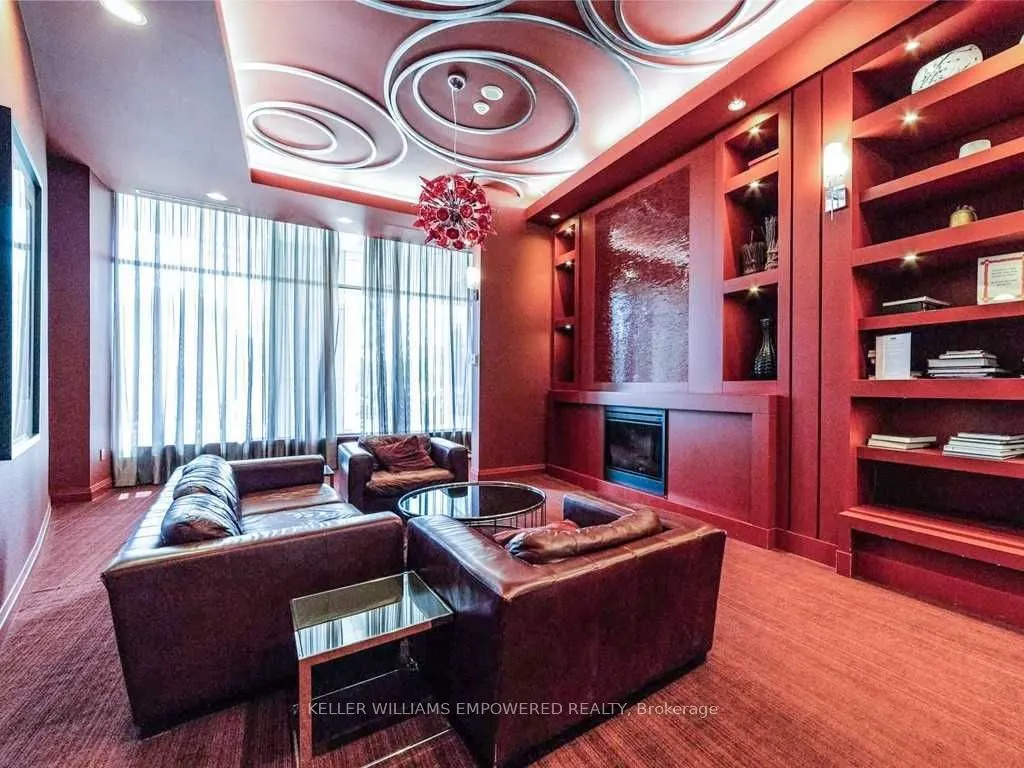 5793 Yonge Street, #803