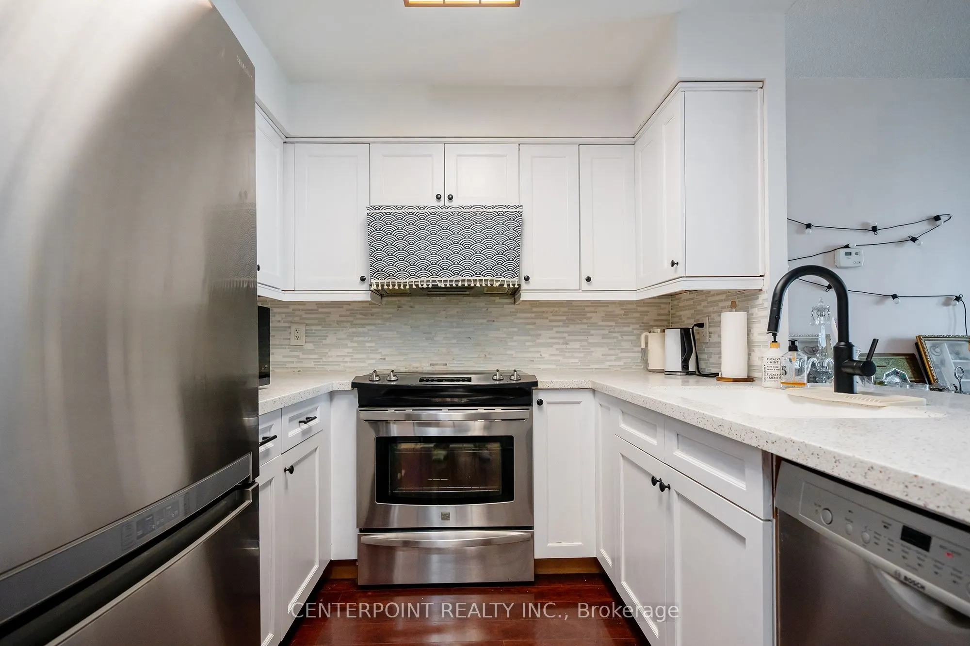 5500 Yonge Street, #708