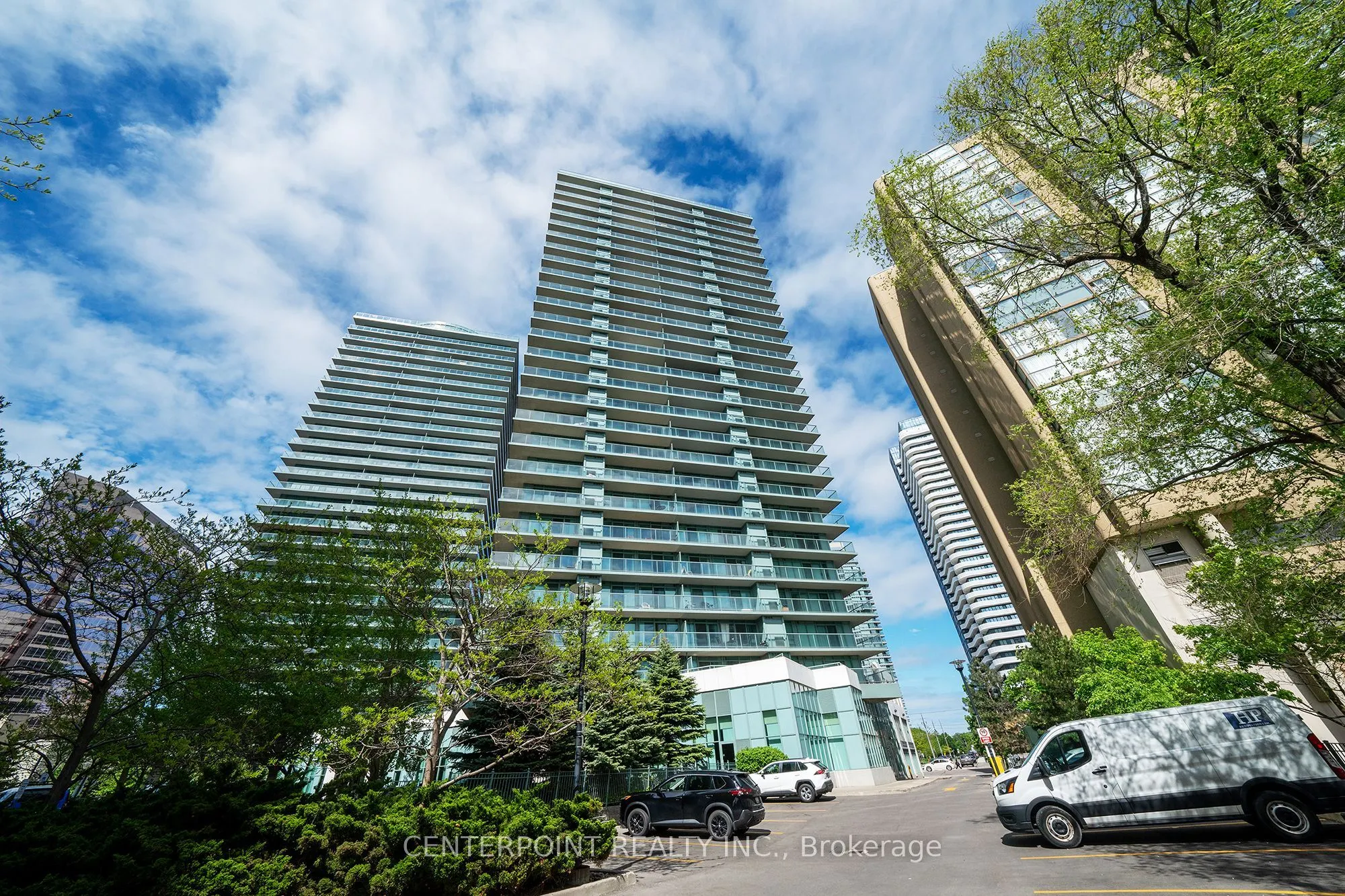 5500 Yonge Street, #708