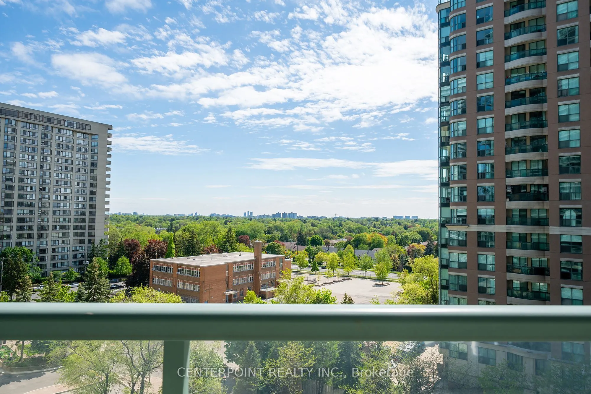 5500 Yonge Street, #708