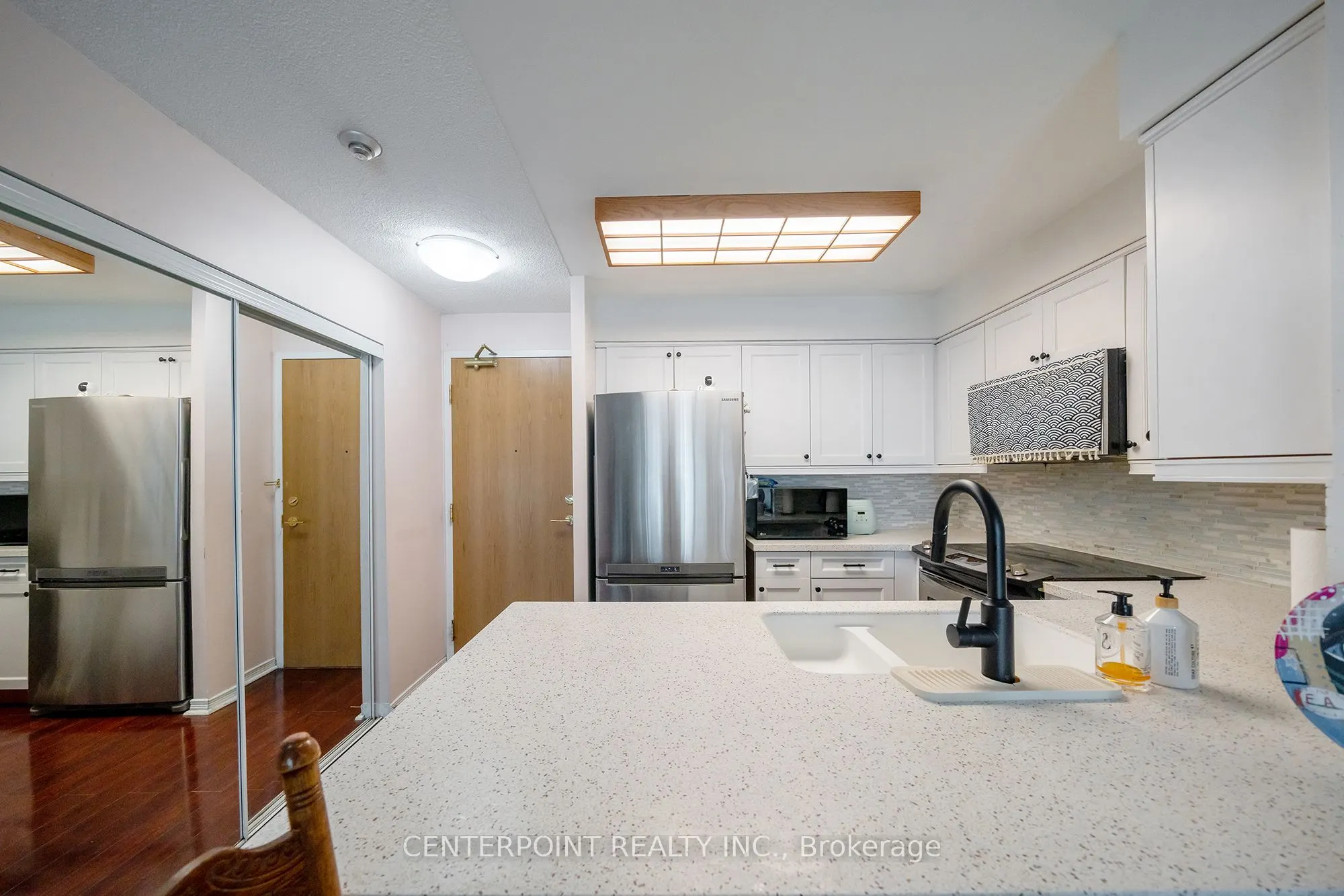 5500 Yonge Street, #708