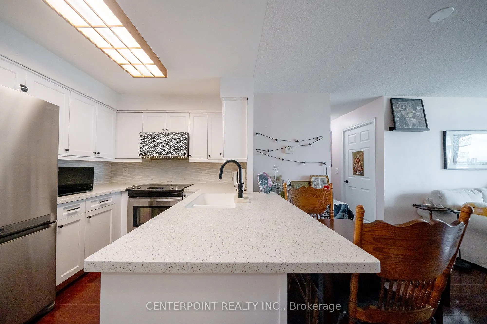 5500 Yonge Street, #708