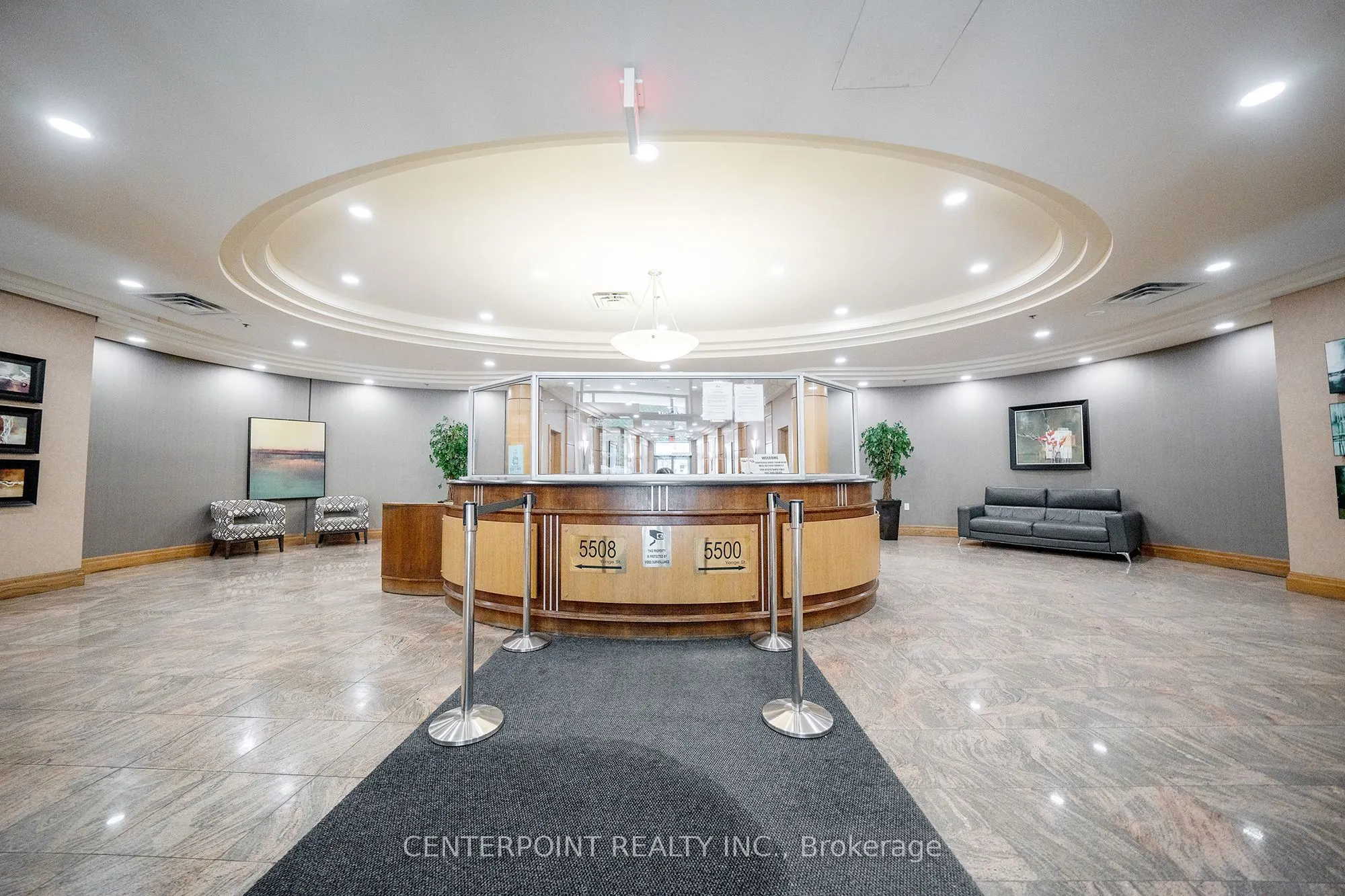 5500 Yonge Street, #708