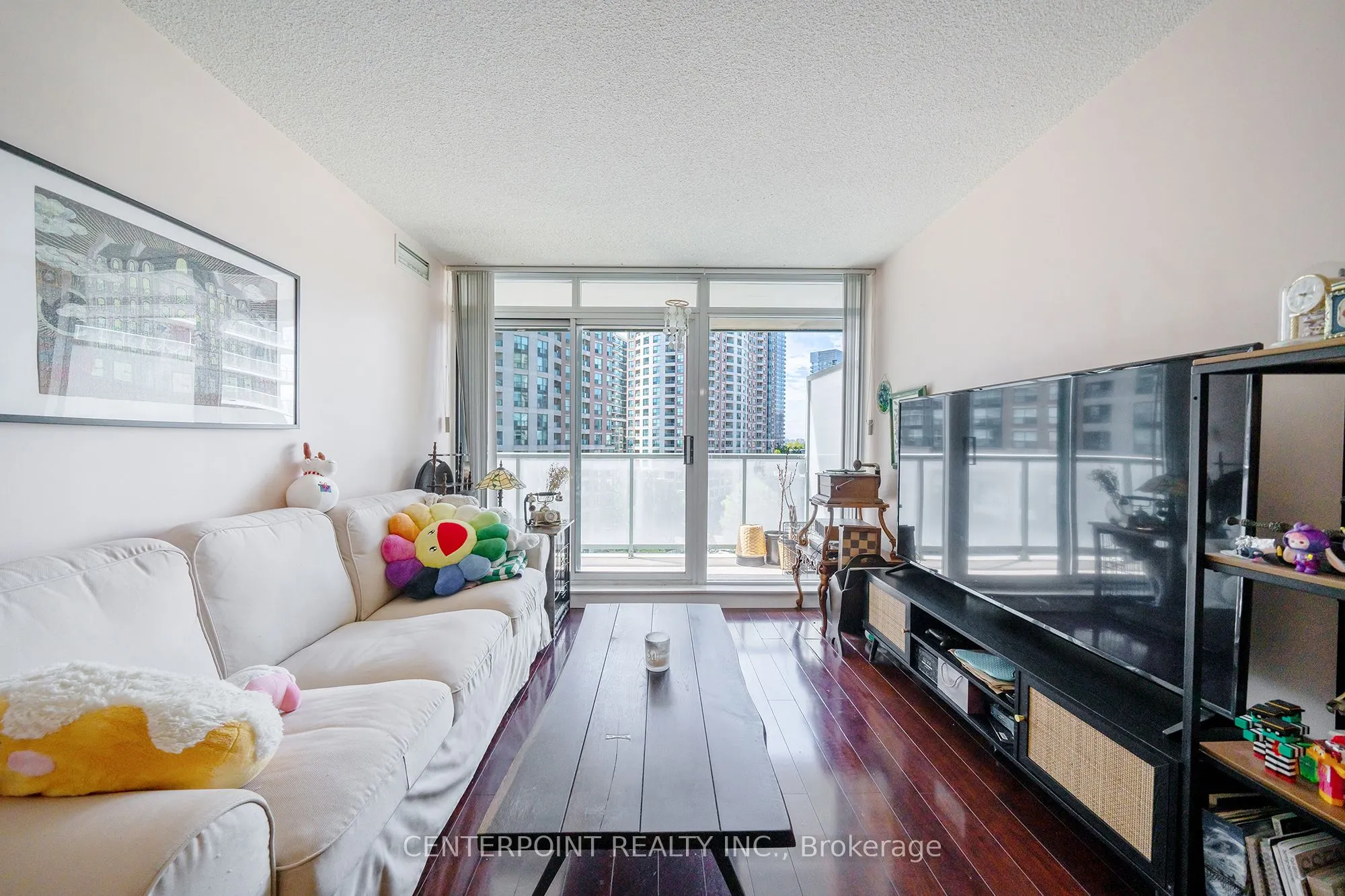 5500 Yonge Street, #708